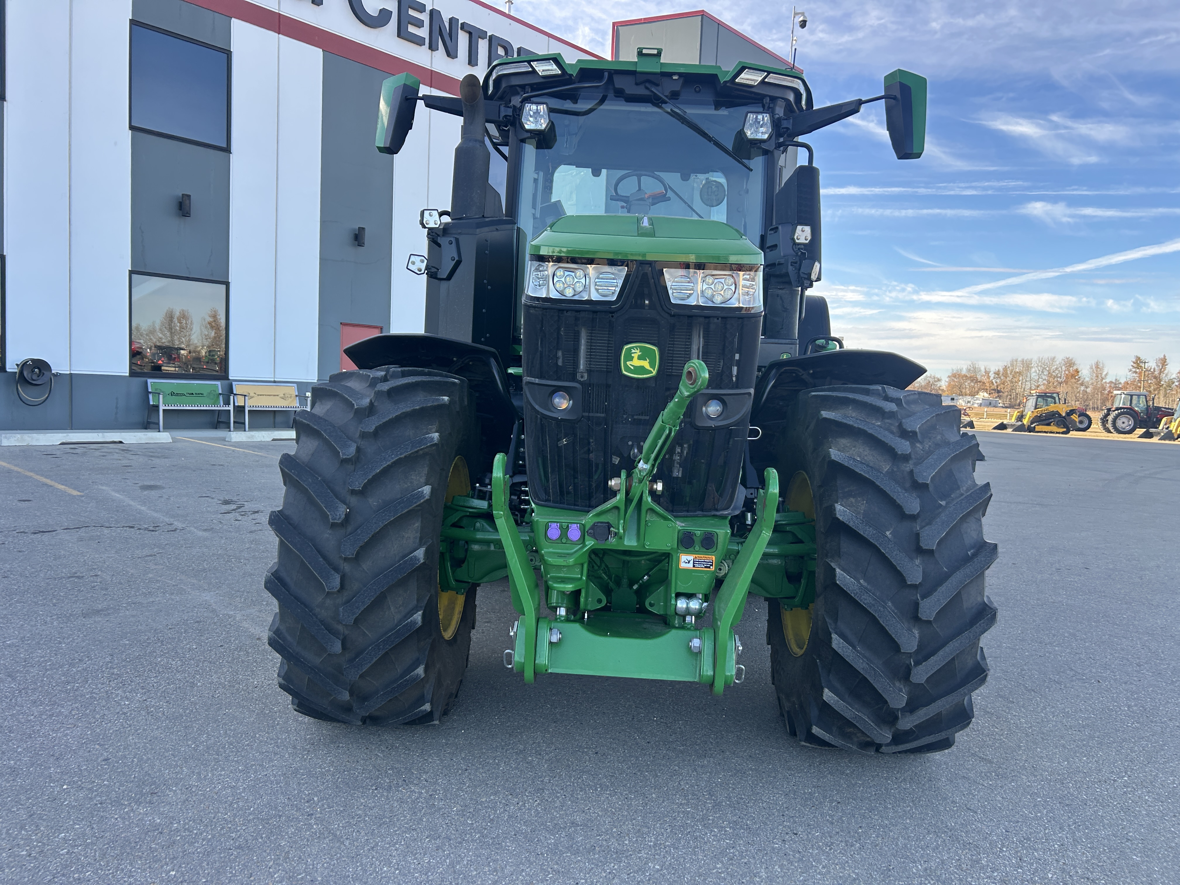 2023 John Deere 7R 230 Tractor