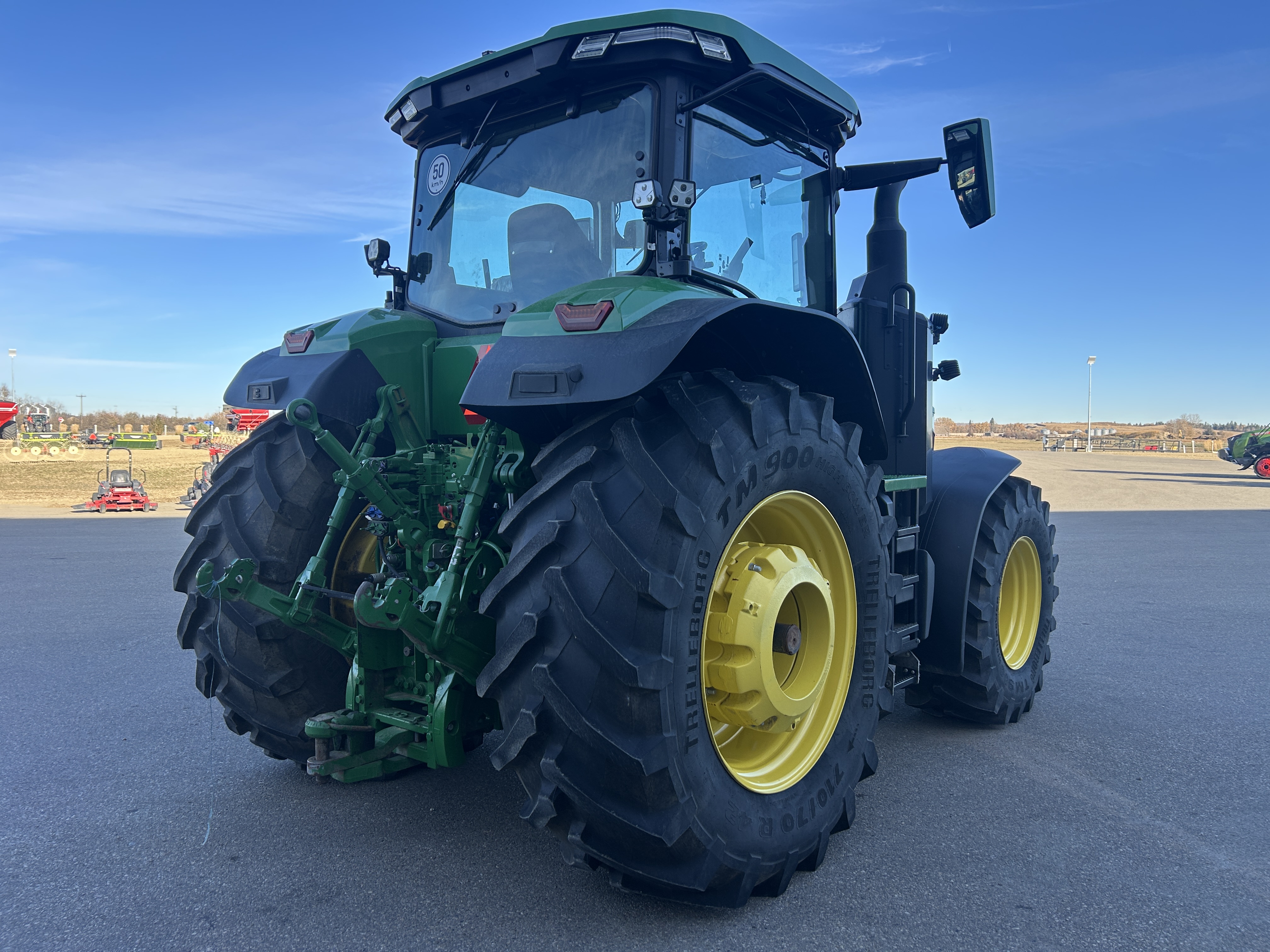 2023 John Deere 7R 230 Tractor