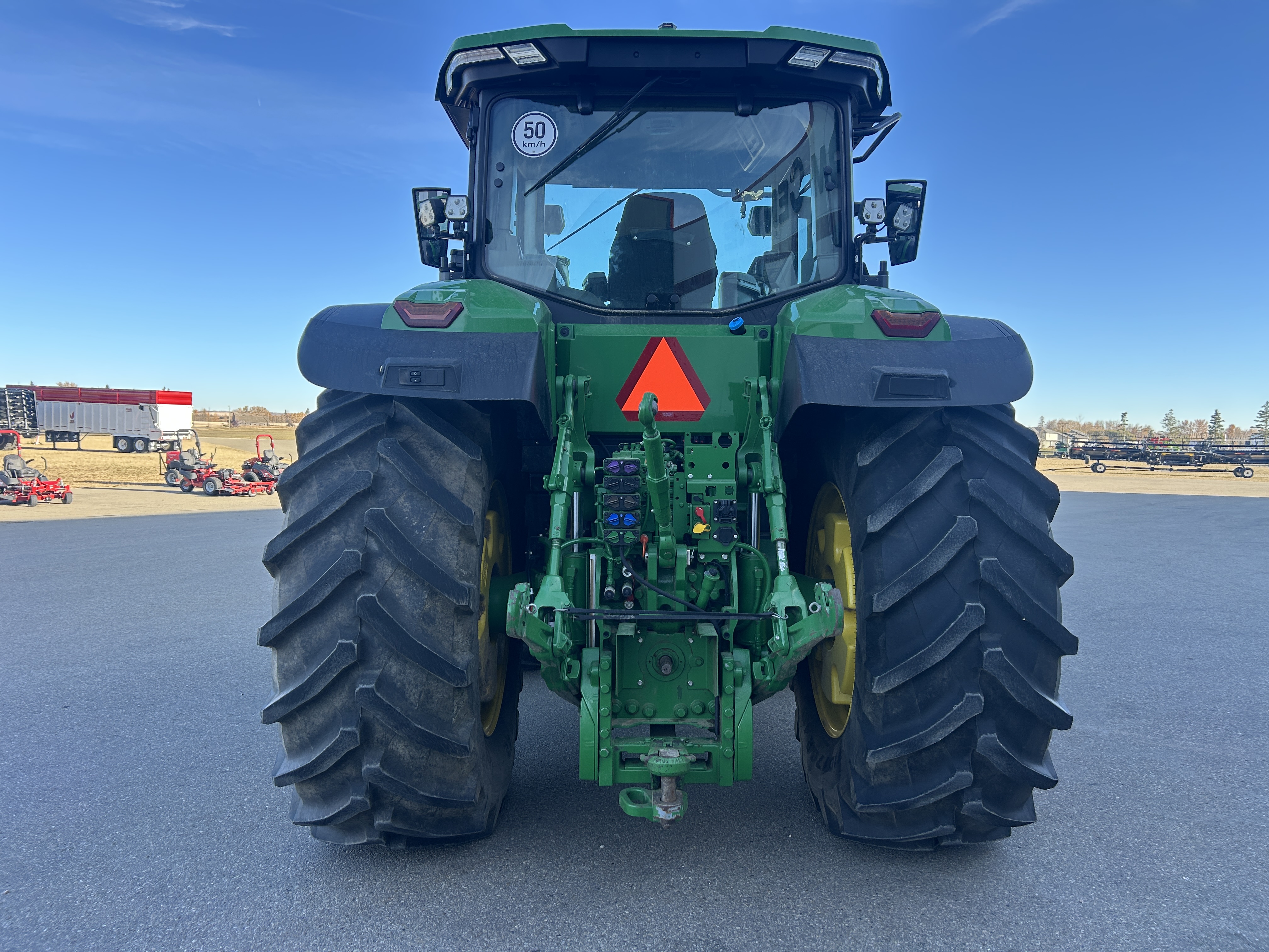 2023 John Deere 7R 230 Tractor
