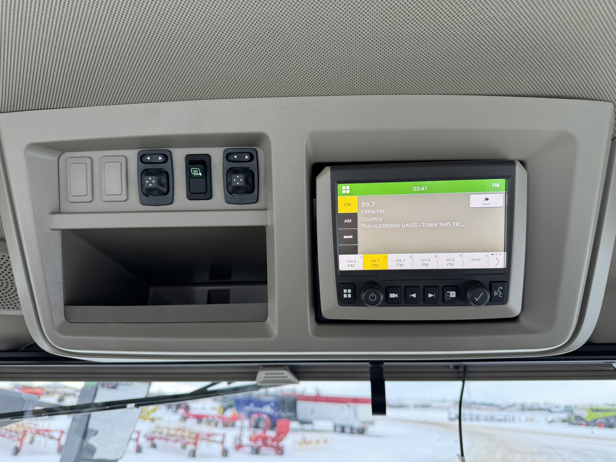 2024 John Deere 8R 310 Tractor