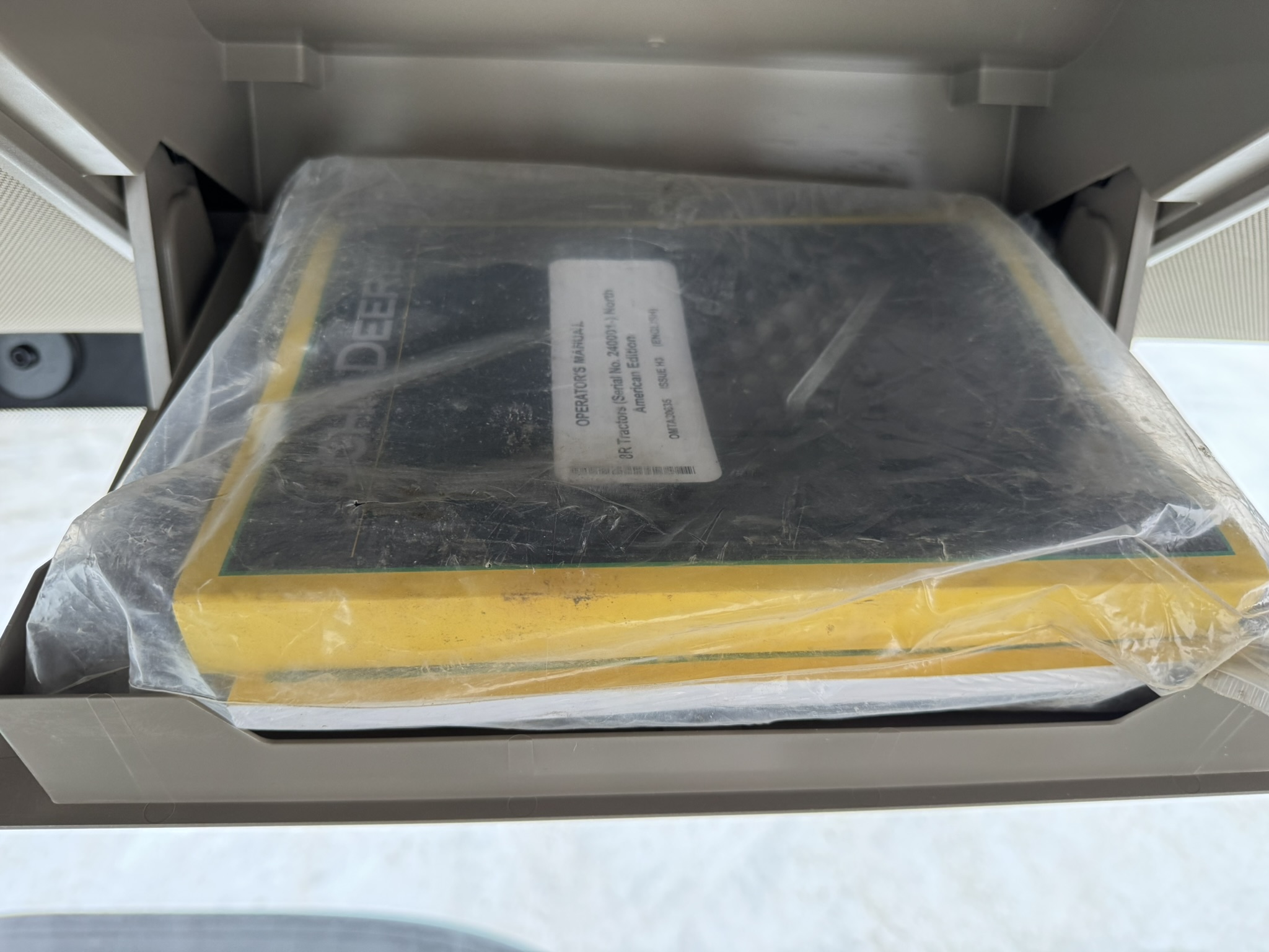 2024 John Deere 8R 310 Tractor