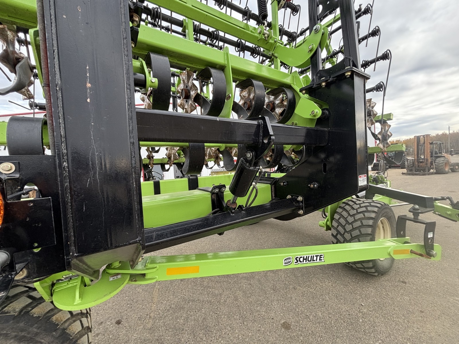 2021 Schulte DHX-360 Disk