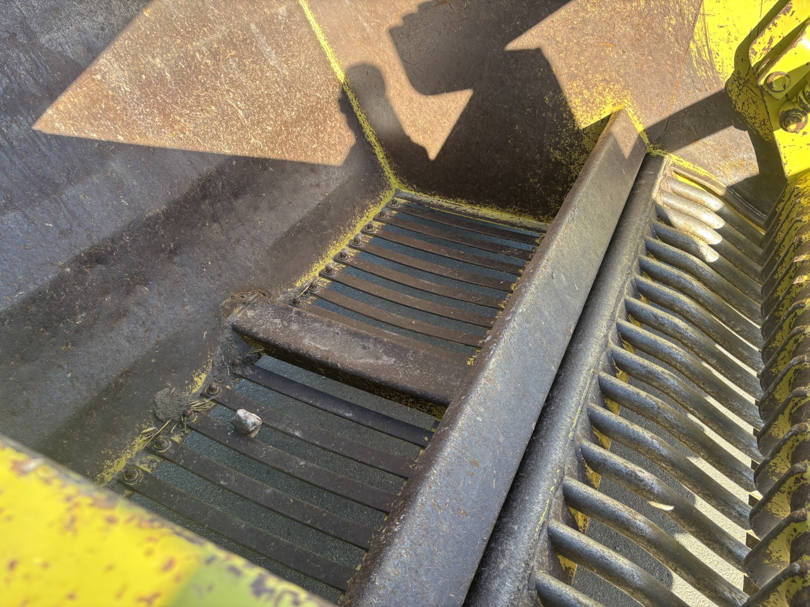 Degelman 7200 Rock Picker