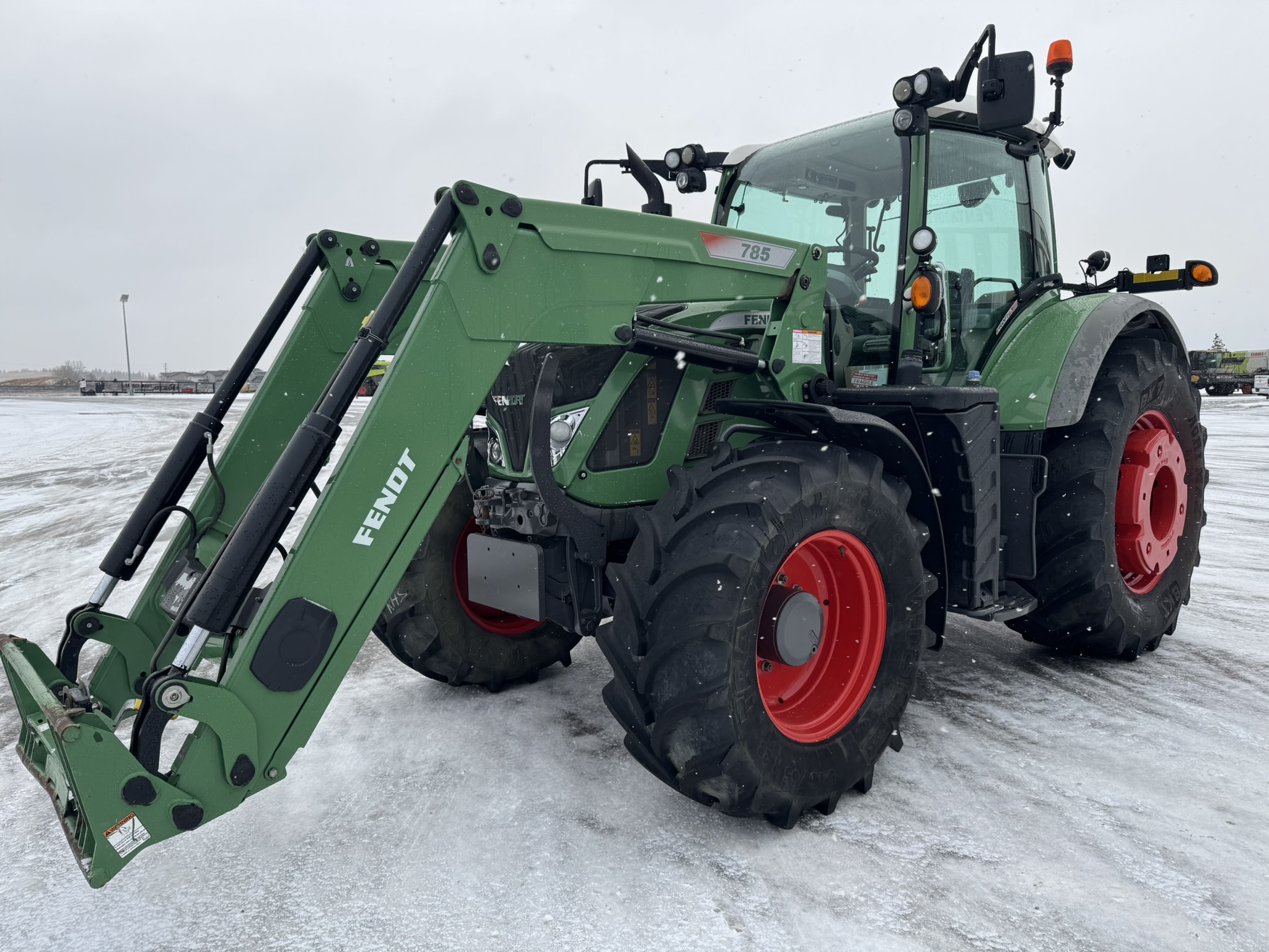 2012 Fendt 716 Tractor