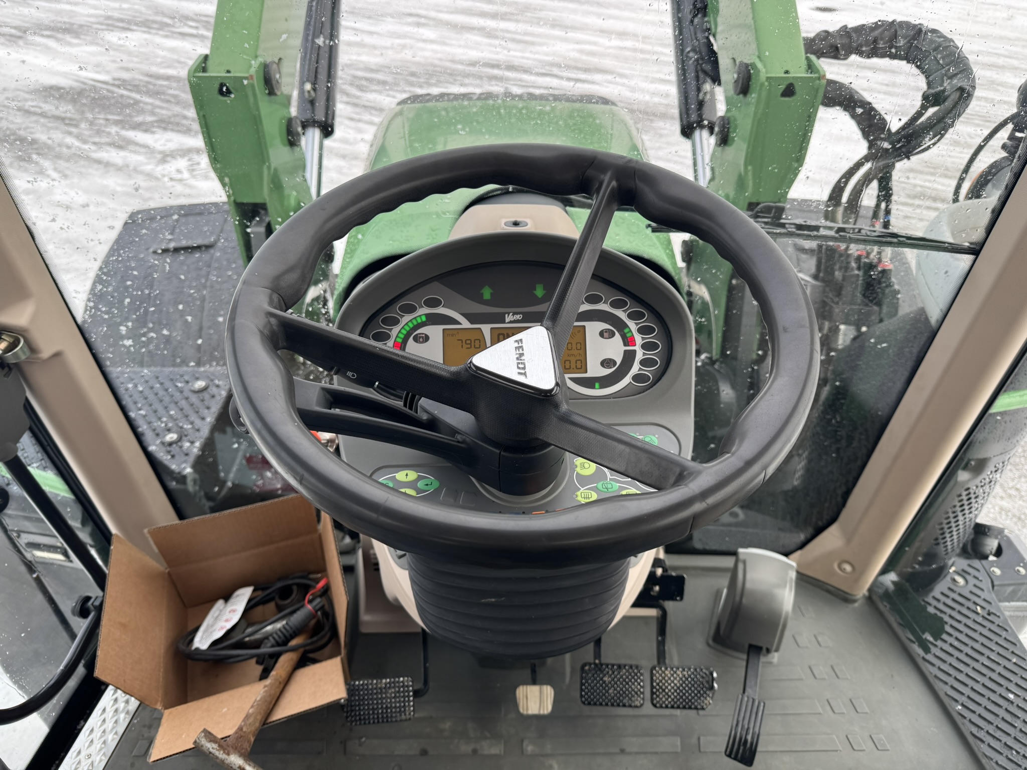 2012 Fendt 716 Tractor