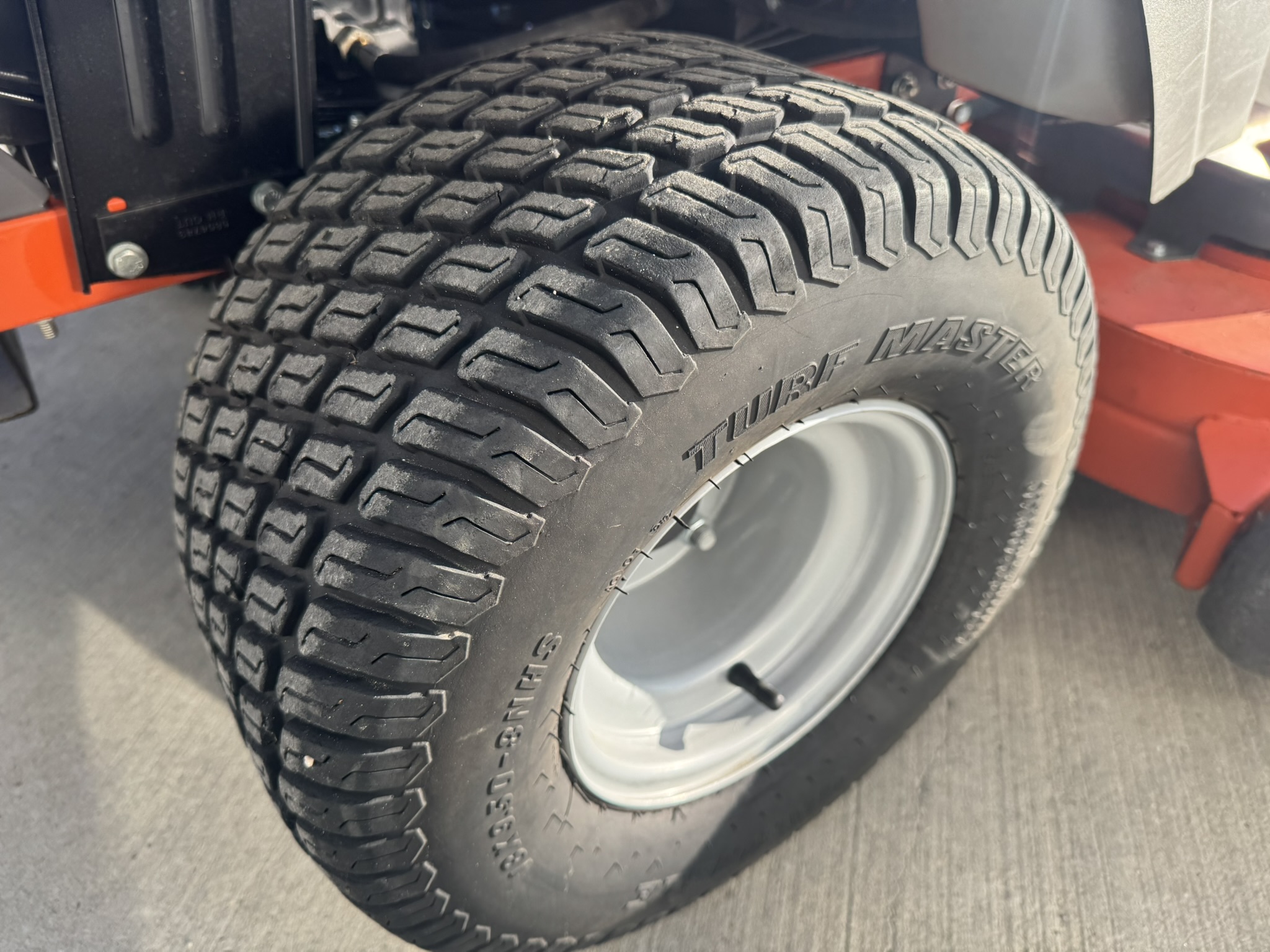 2020 Husqvarna Z254F Mower/Zero Turn