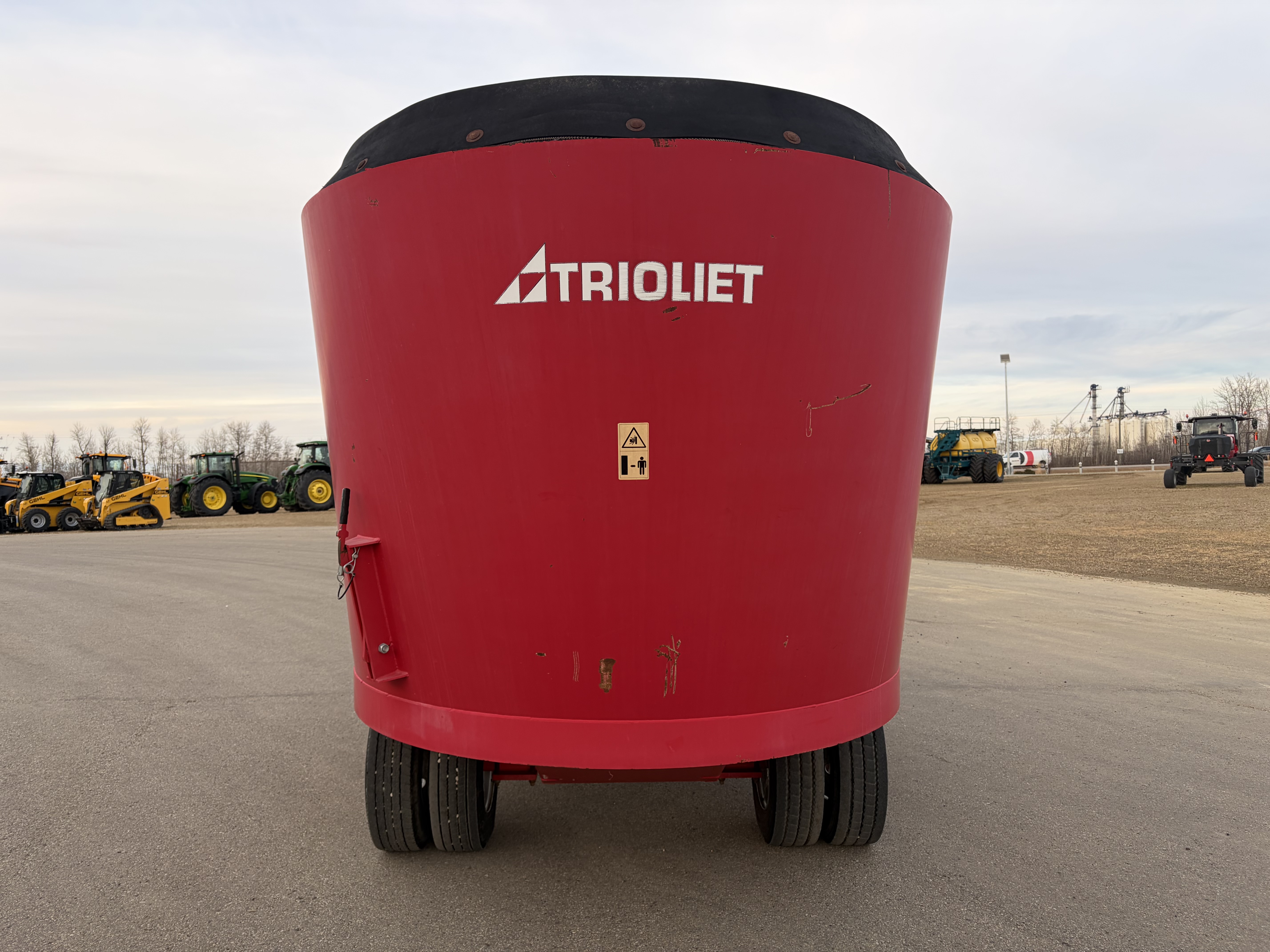 2015 Trioliet 2-1600L ZK Vertical Feed Mixer