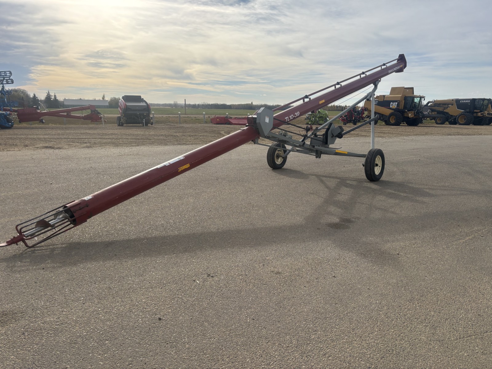 2013 Sakundiak 10x39 Grain Auger