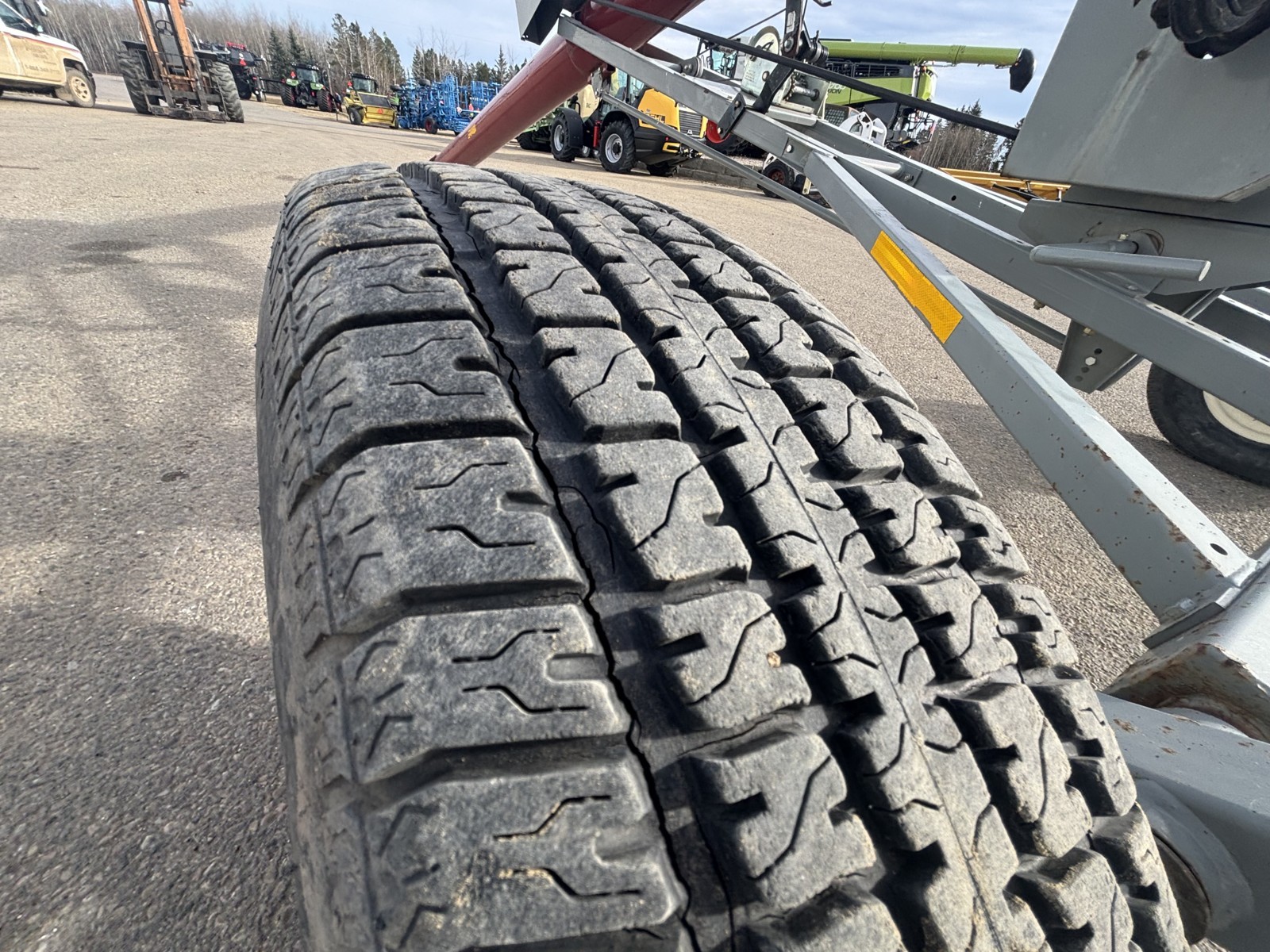 2013 Sakundiak 10x39 Grain Auger