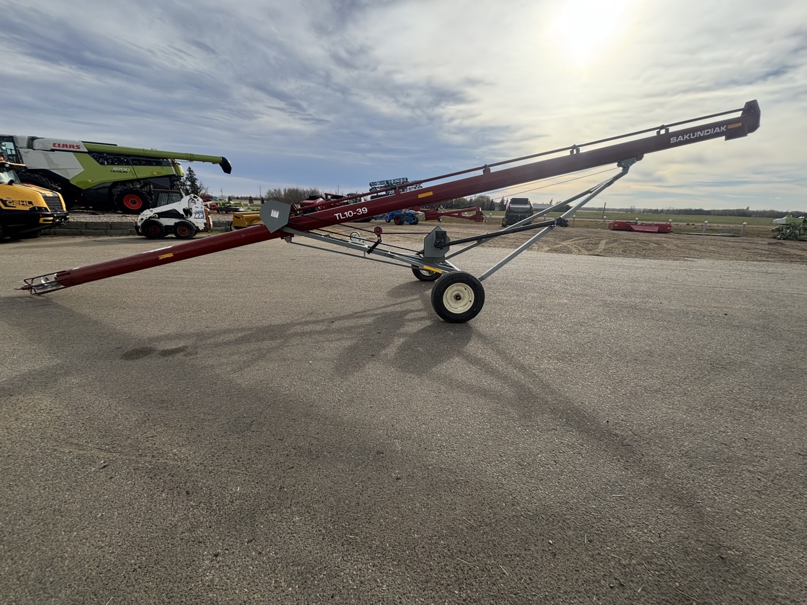 2013 Sakundiak 10x39 Grain Auger