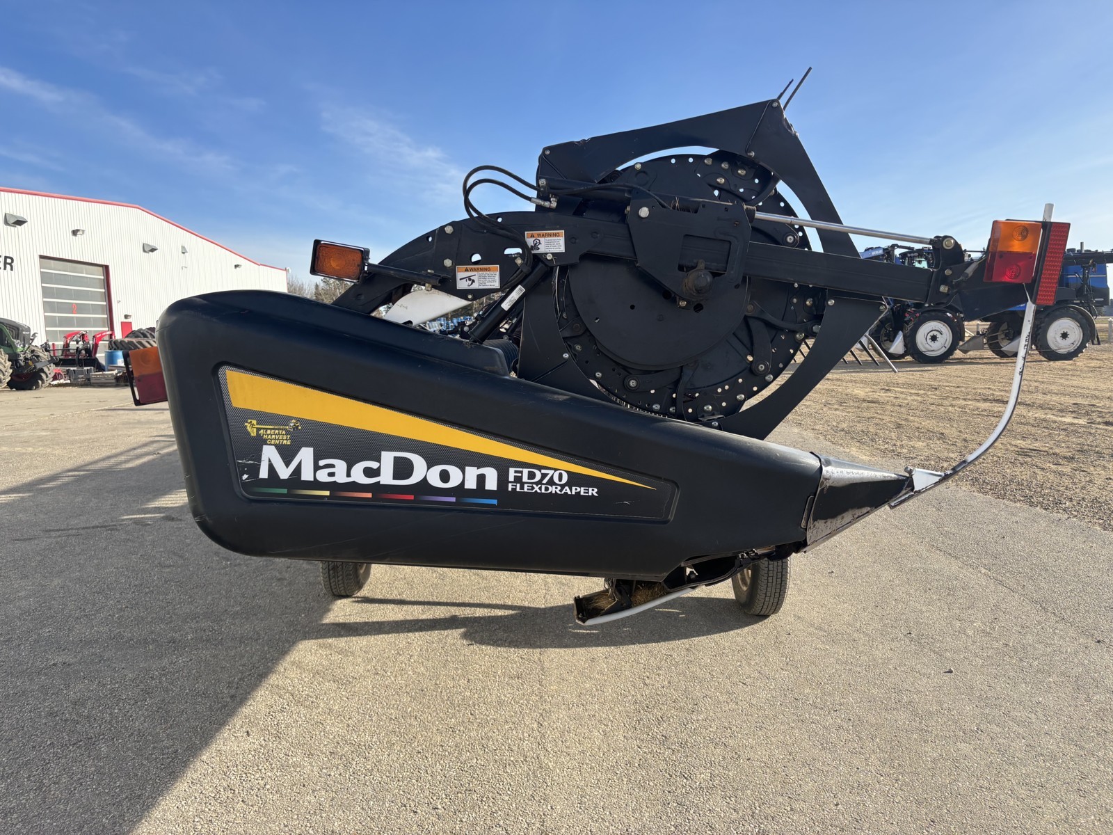 2011 MacDon FD75-35 Header Combine