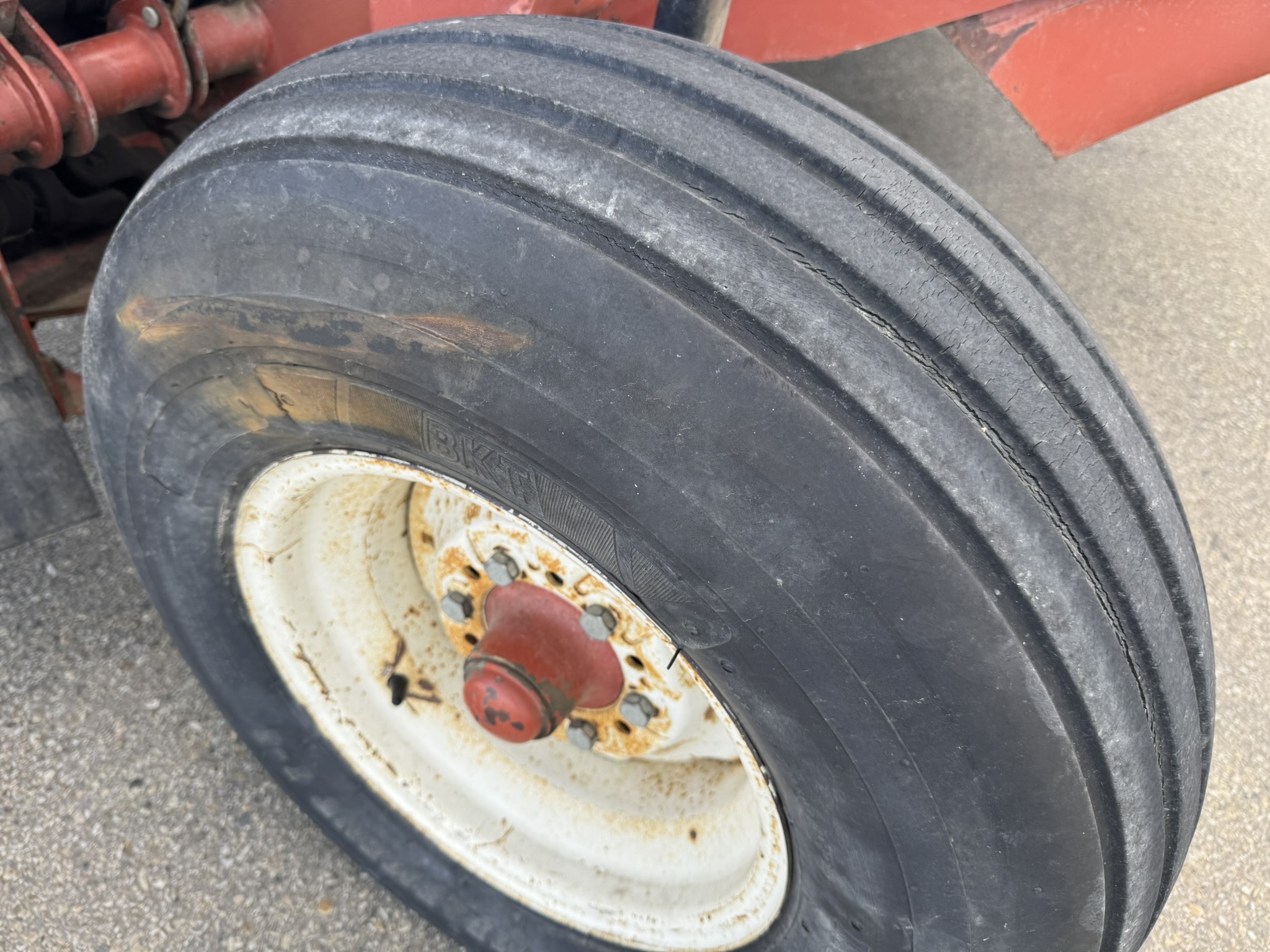 1994 AGCO Hesston 1340 Mower Conditioner