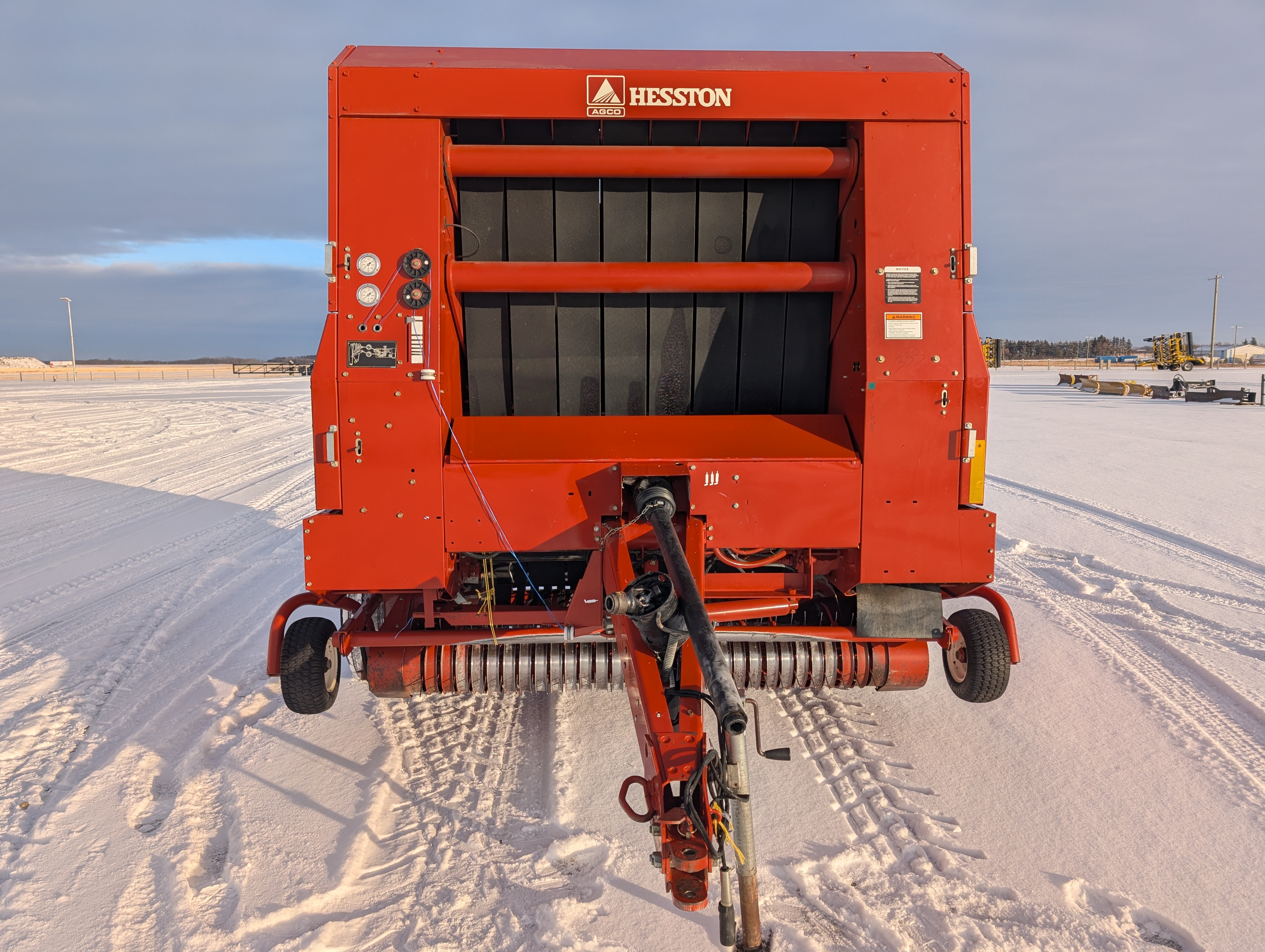 2002 AGCO Hesston 856A Baler/Round