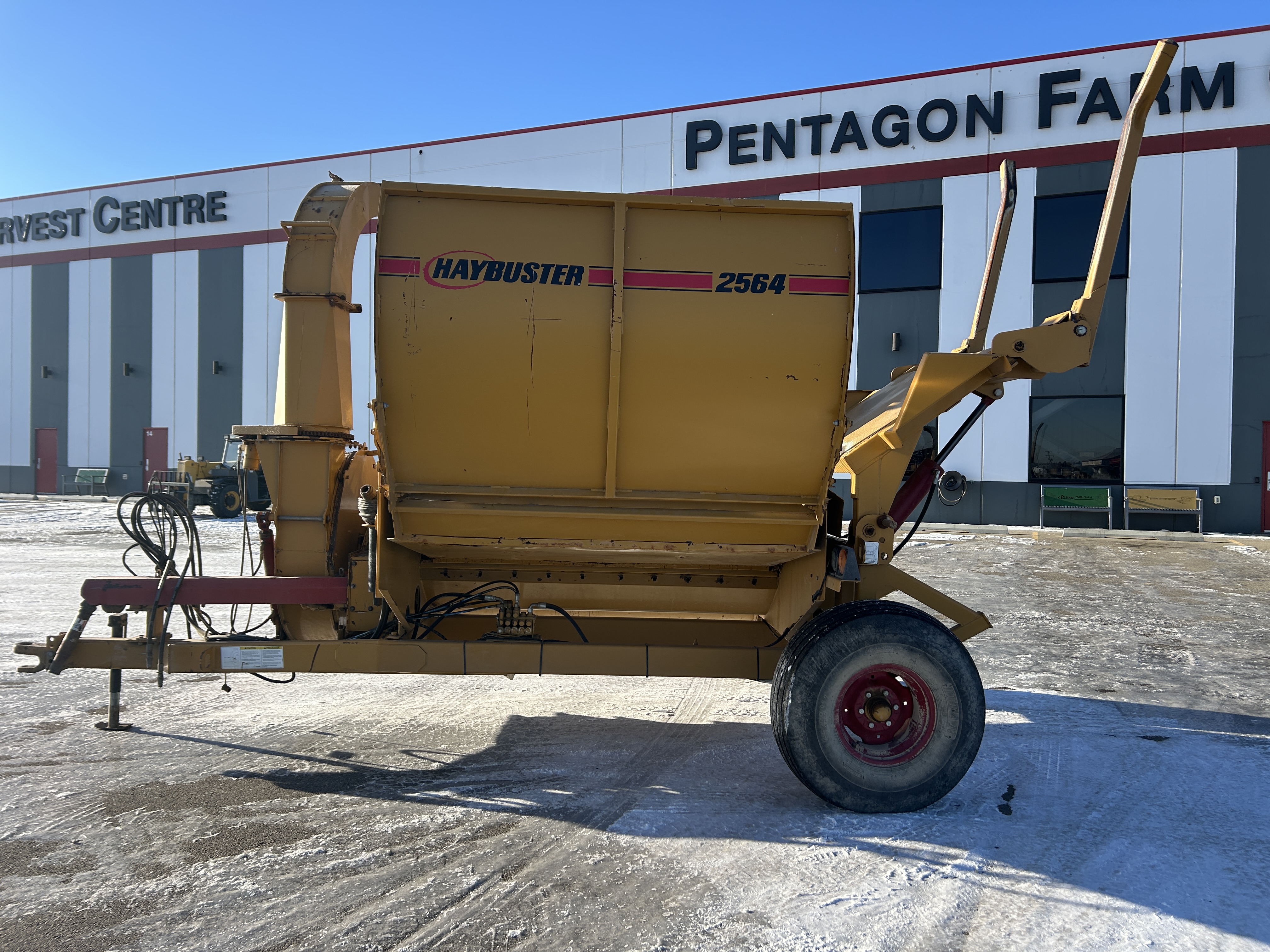 Haybuster 2564 Bale Processor