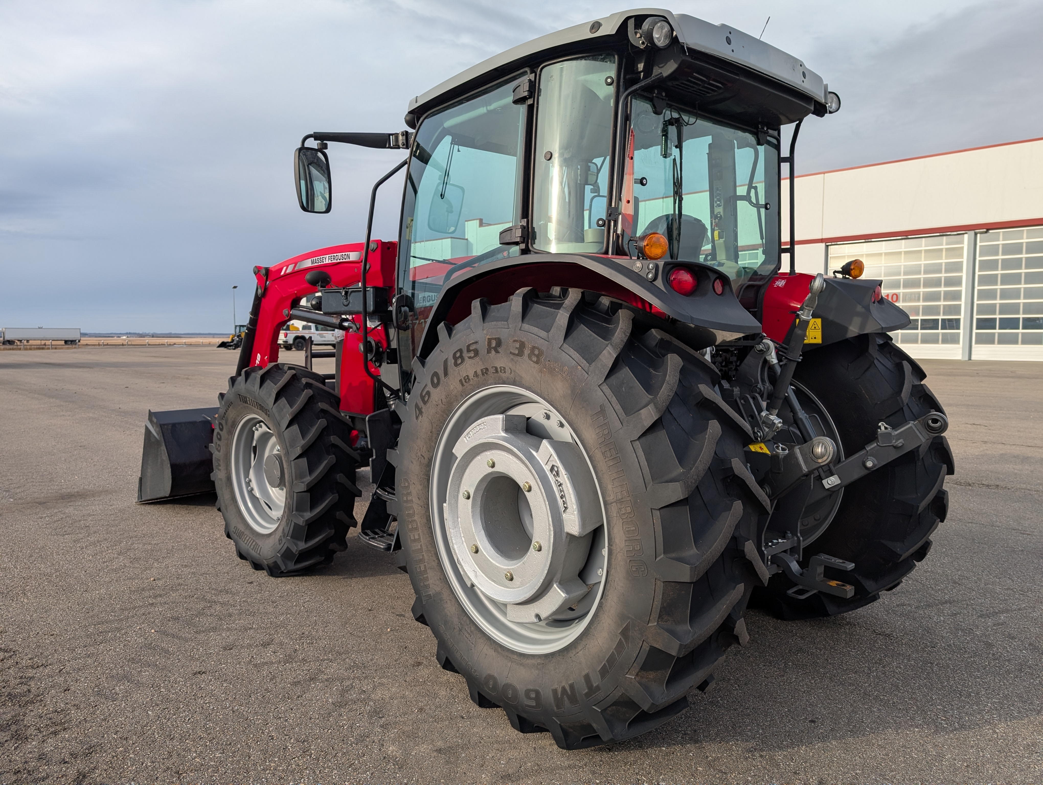 2023 Massey Ferguson 6713 Tractor