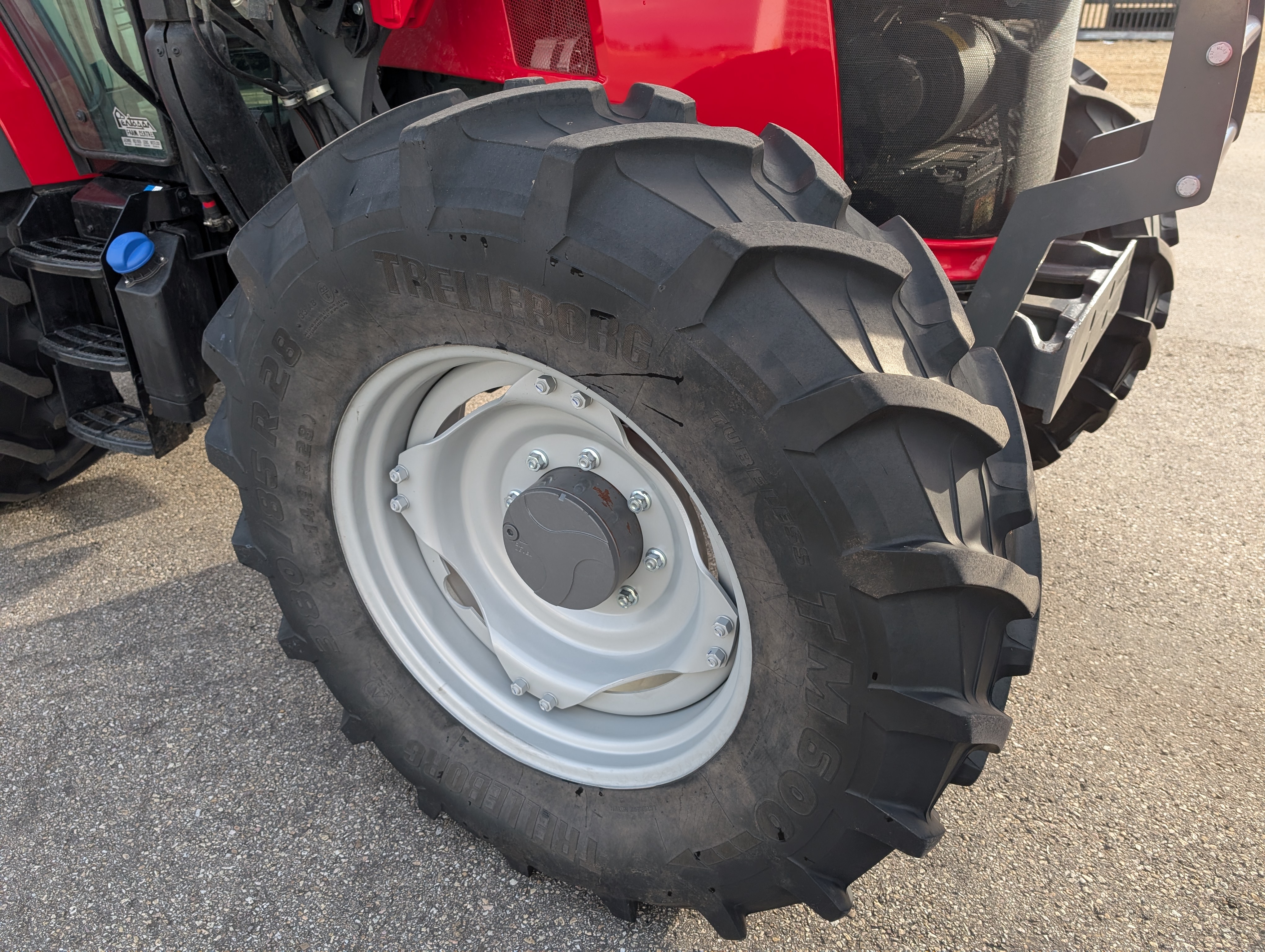 2023 Massey Ferguson 6713 Tractor