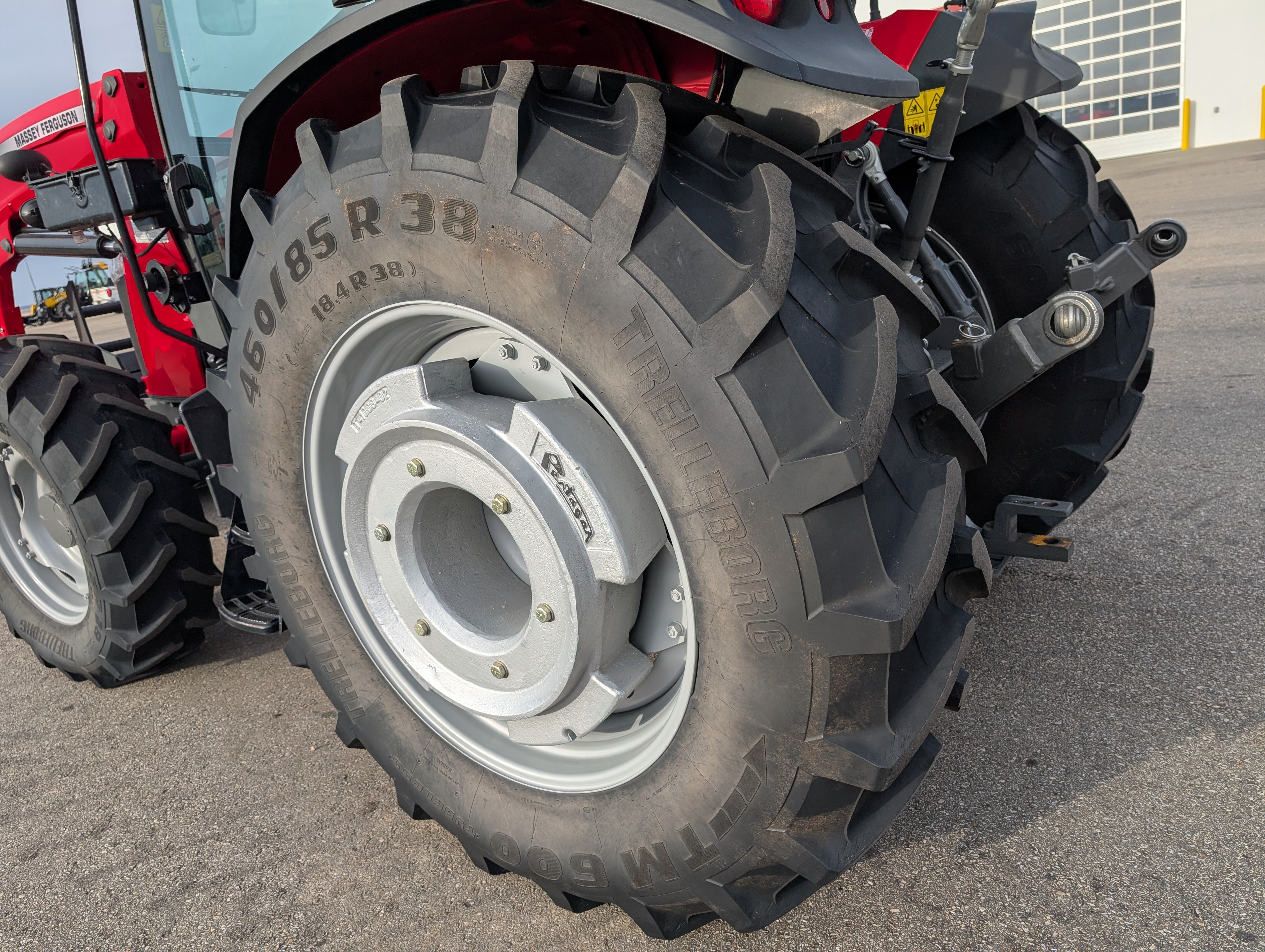 2023 Massey Ferguson 6713 Tractor