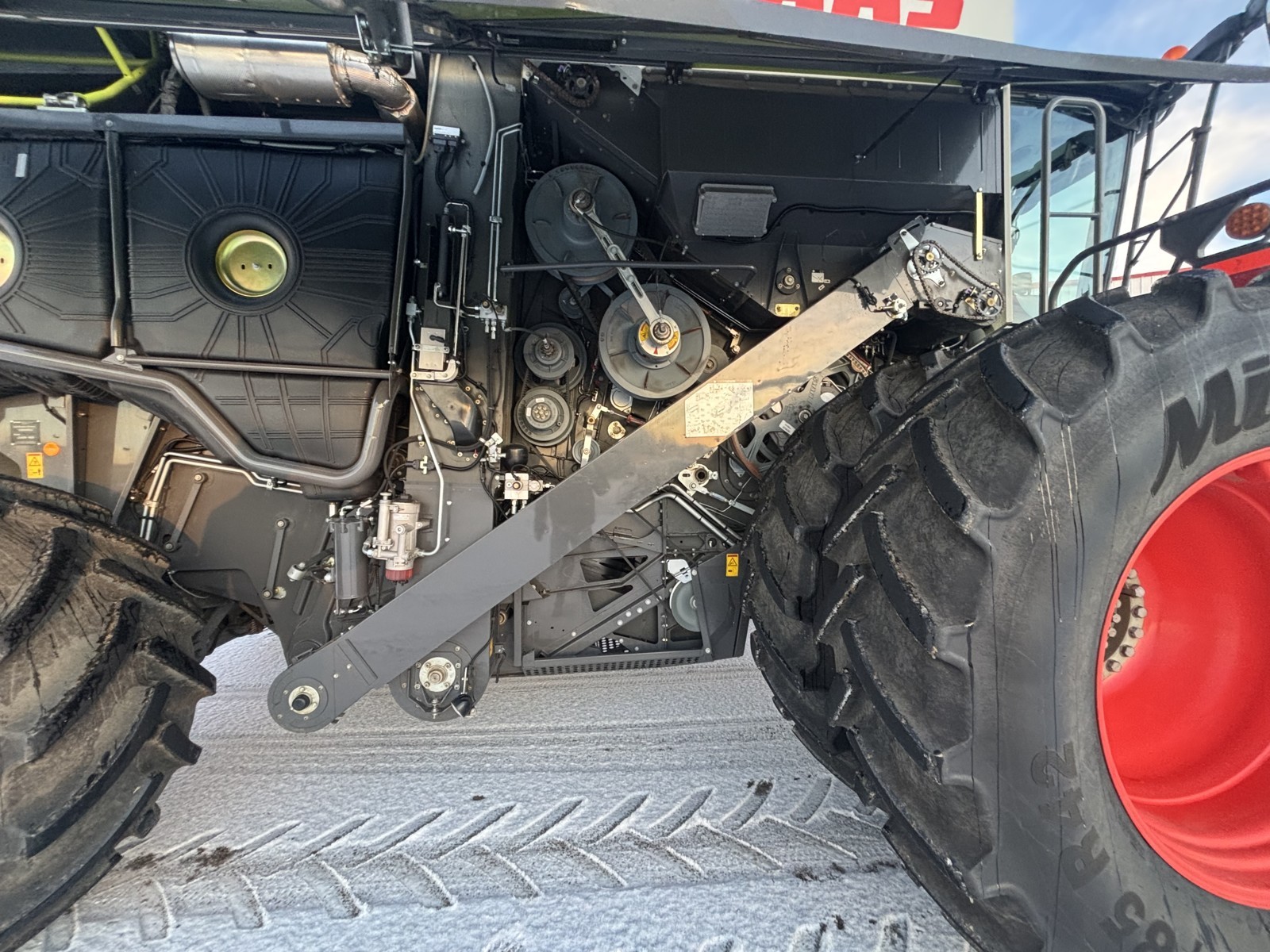 2022 CLAAS 8600 Combine