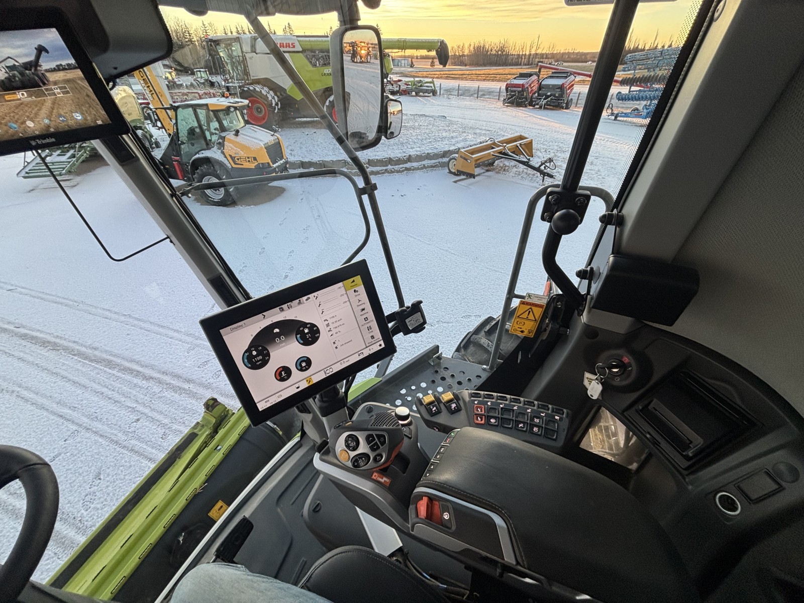 2022 CLAAS 8600 Combine