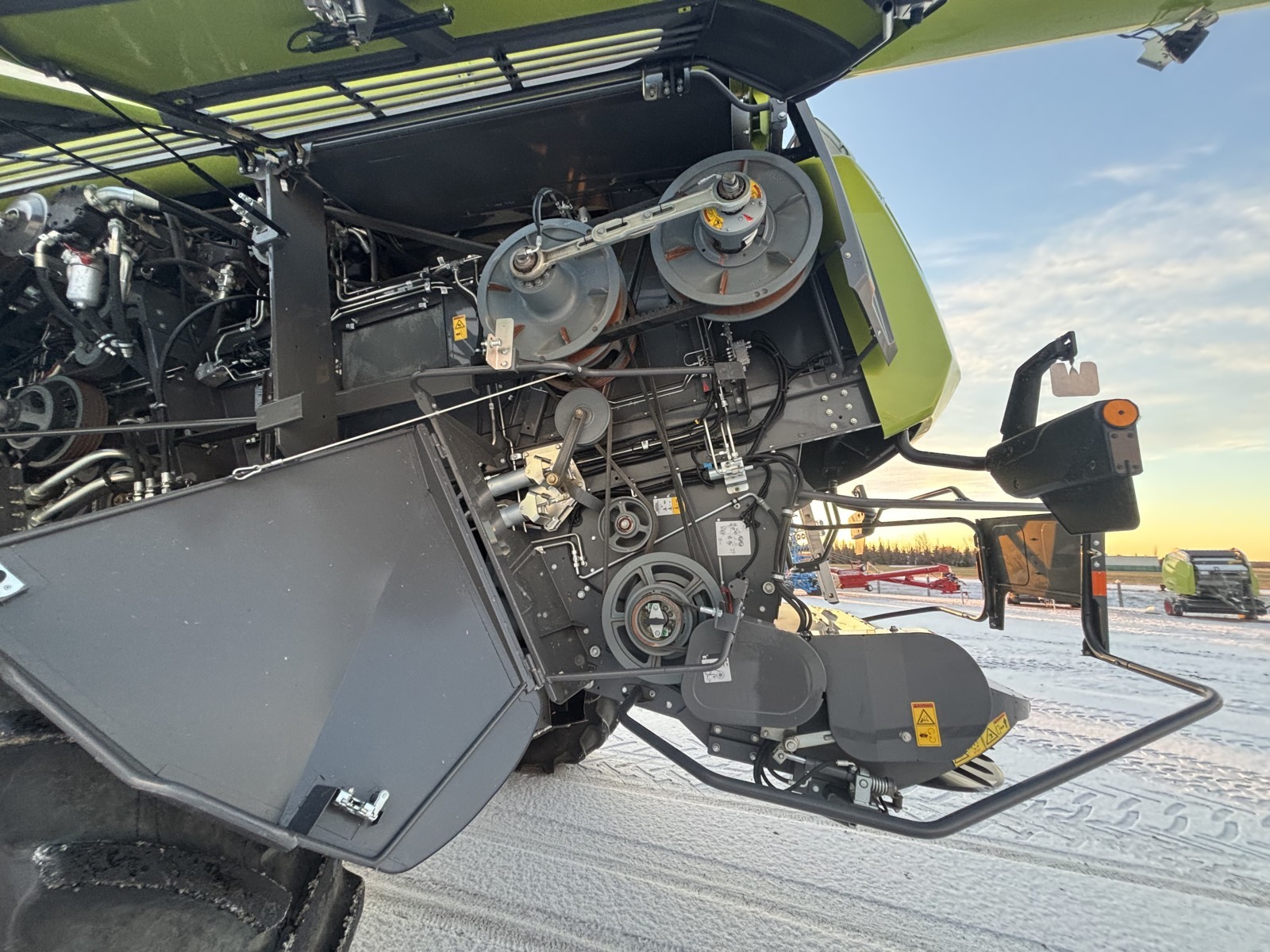 2022 CLAAS 8600 Combine