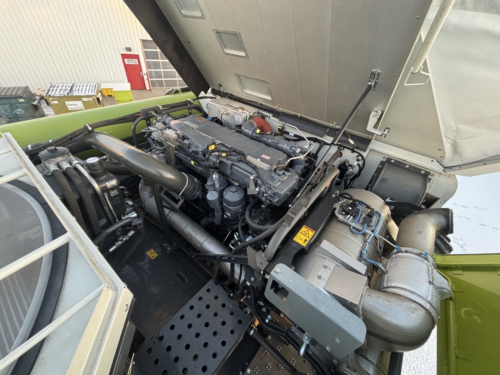 2022 CLAAS 8600 Combine