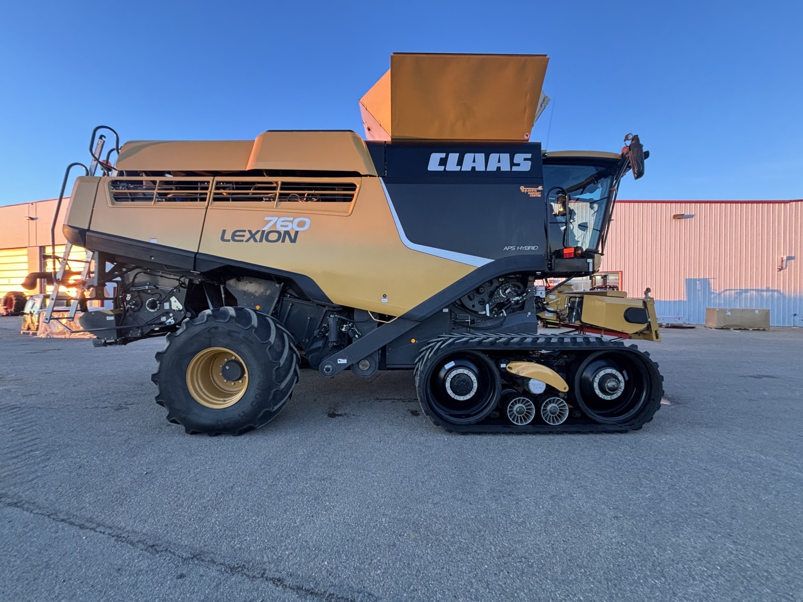 2019 CLAAS 760TT Combine