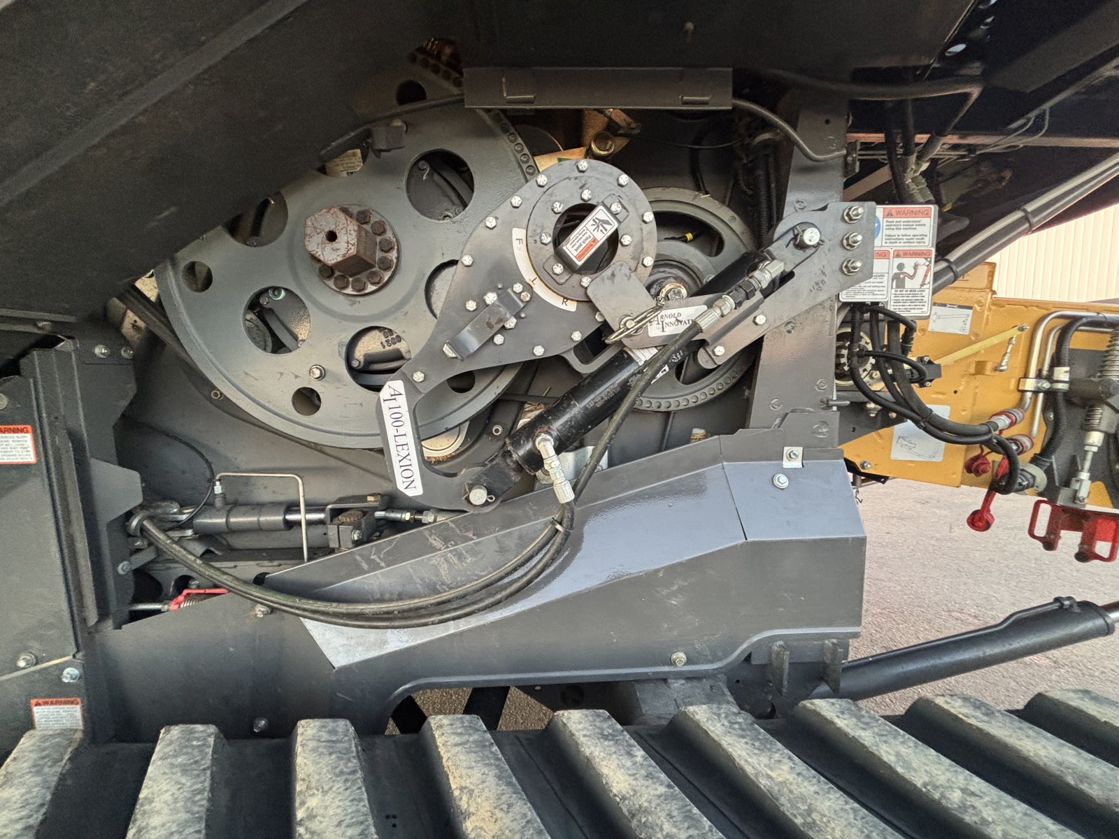 2019 CLAAS 760TT Combine