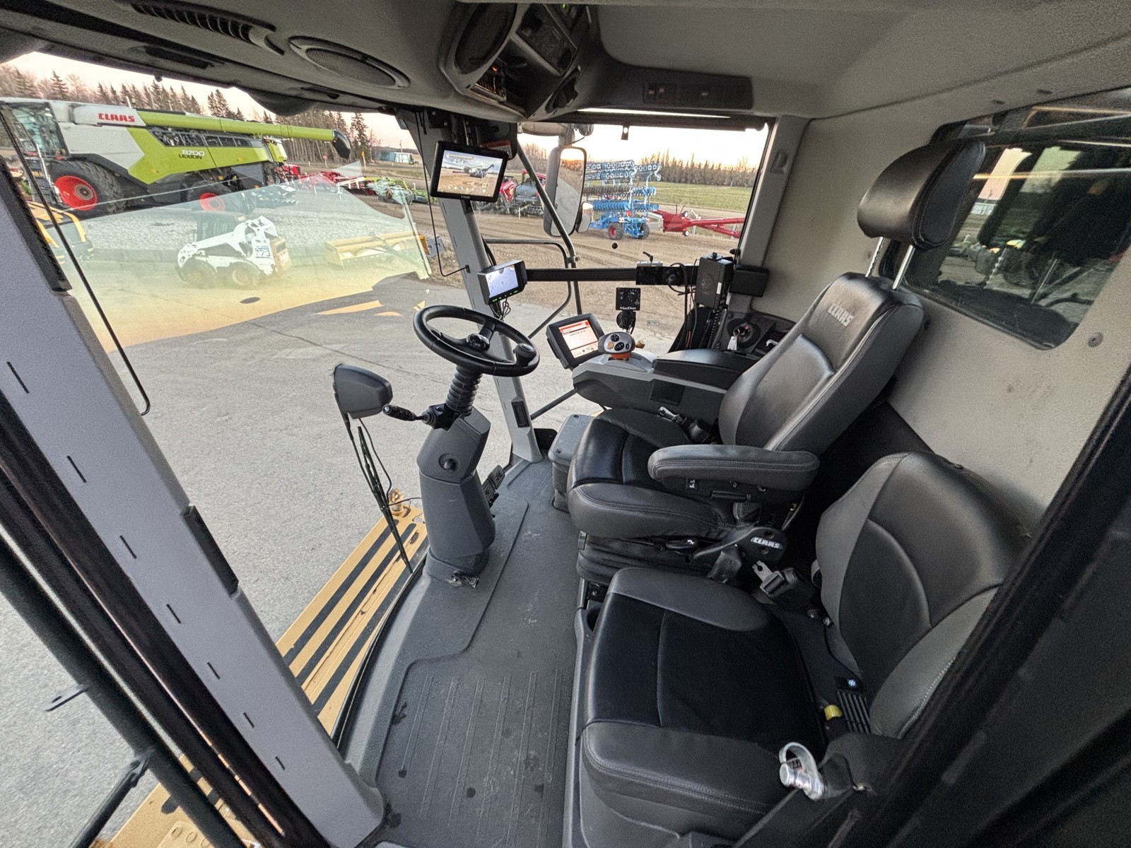 2019 CLAAS 760TT Combine