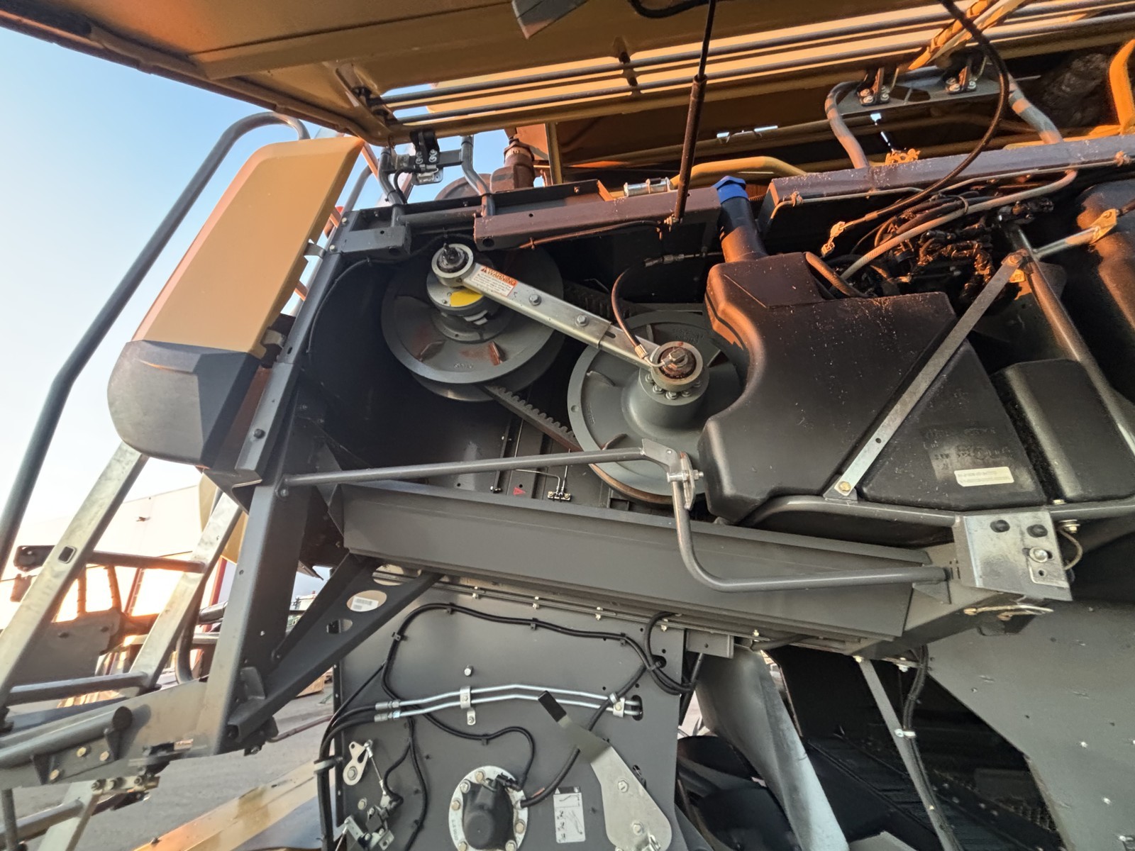 2019 CLAAS 760TT Combine