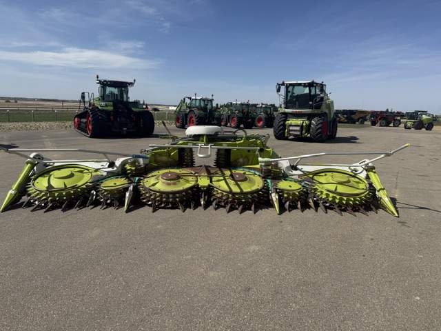 CLAAS ORBIS 750 Header Combine
