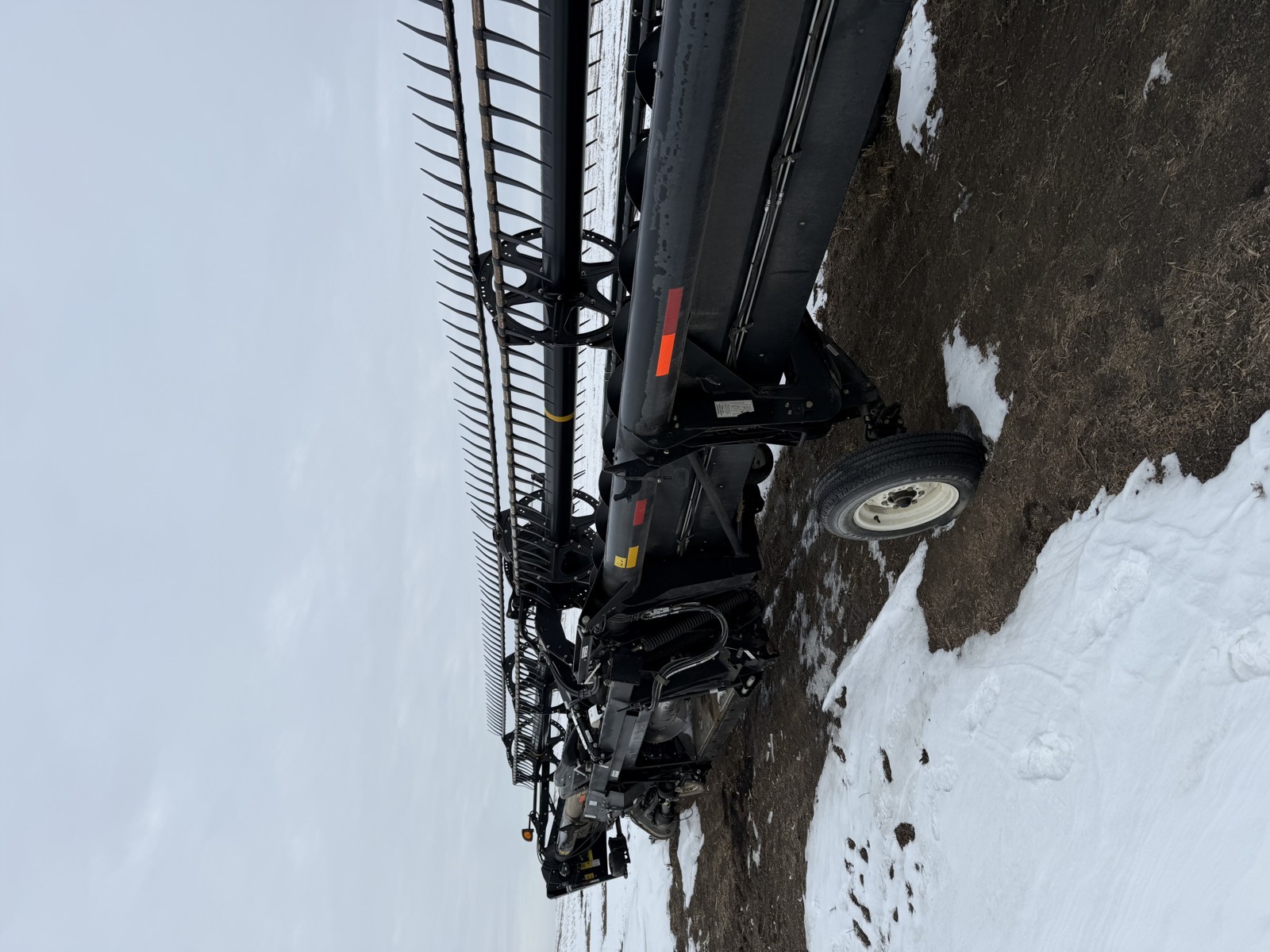 2016 MacDon FD75-40 Header Combine