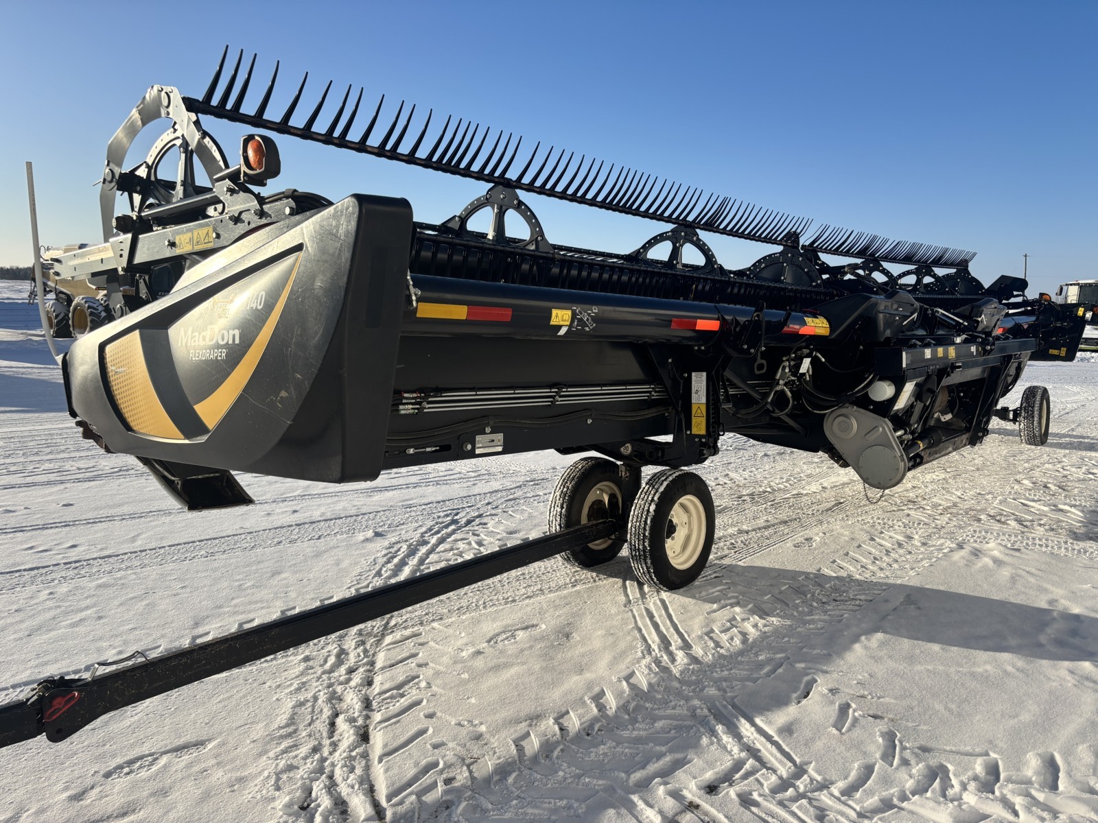 2019 MacDon FD140 Header Combine