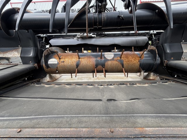 2019 MacDon FD140 Header Combine