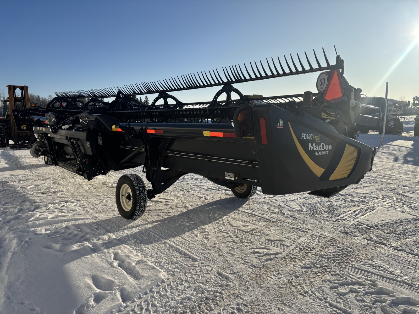 2019 MacDon FD140 Header Combine