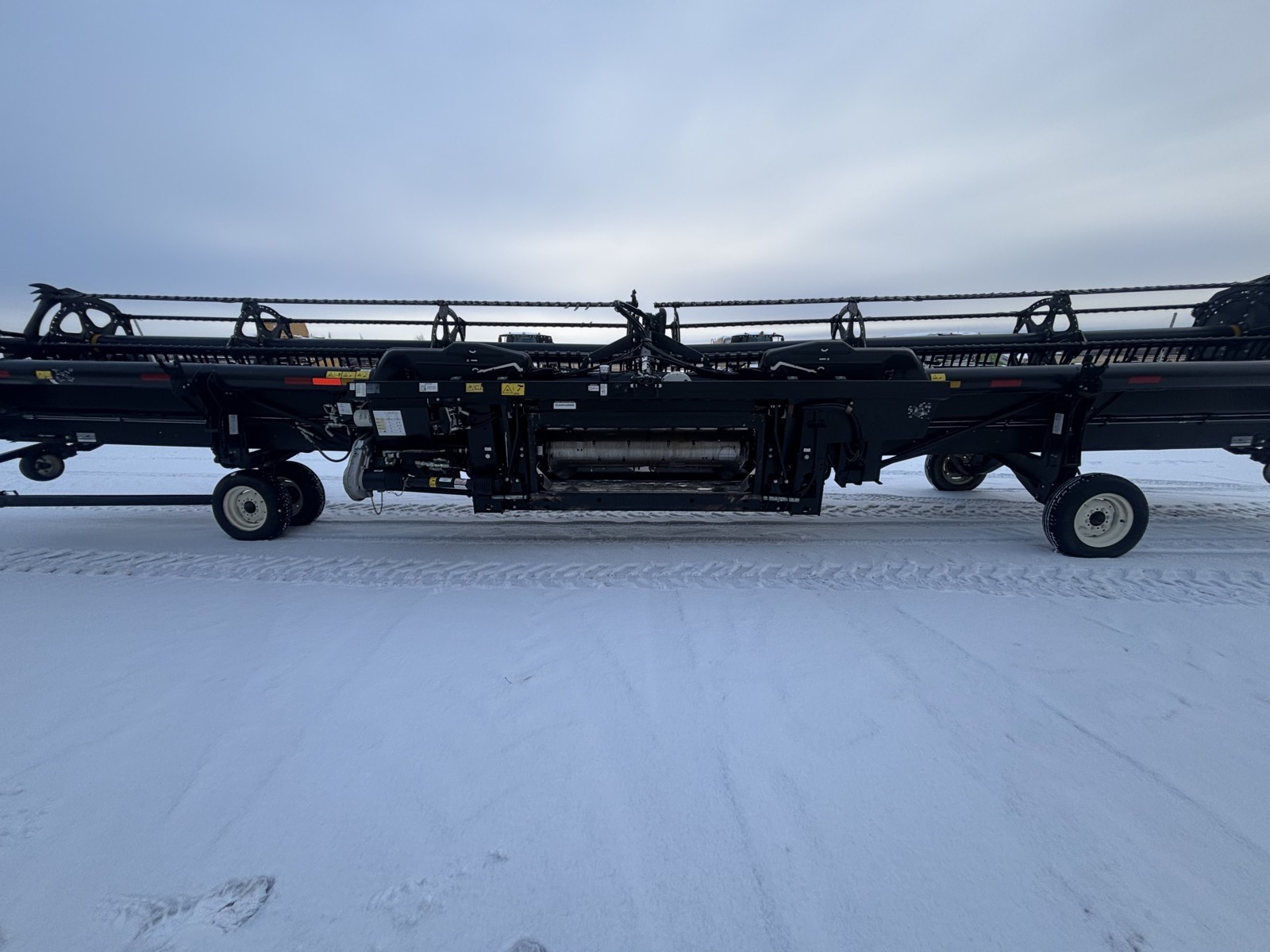 2020 MacDon FD140 Header Combine