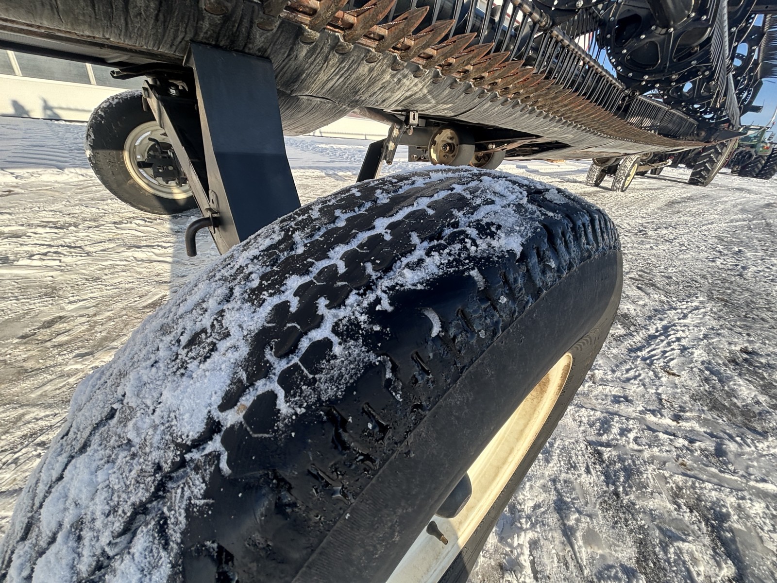 2020 MacDon FD140 Header Combine