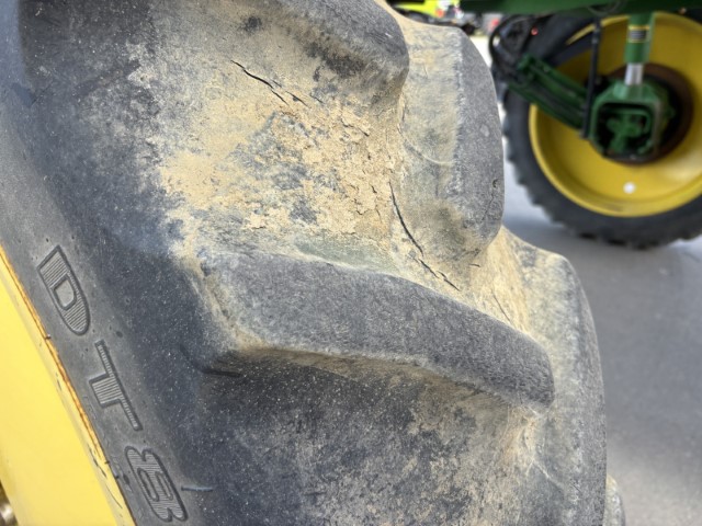 2010 John Deere 4830 Sprayer/High Clearance