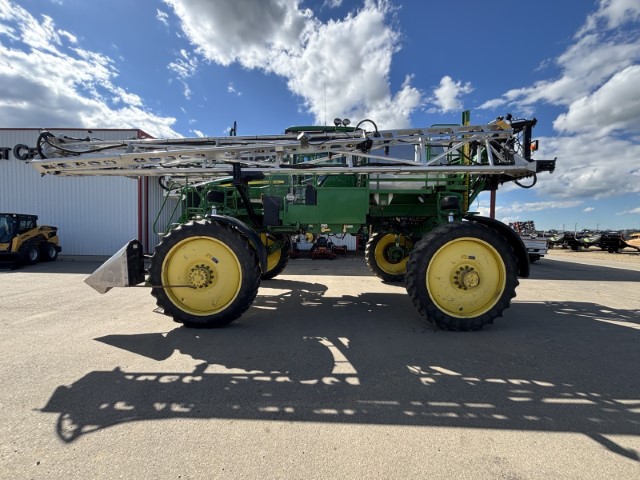 2010 John Deere 4830 Sprayer/High Clearance