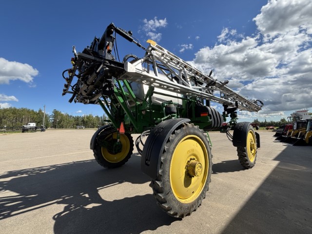 2010 John Deere 4830 Sprayer/High Clearance