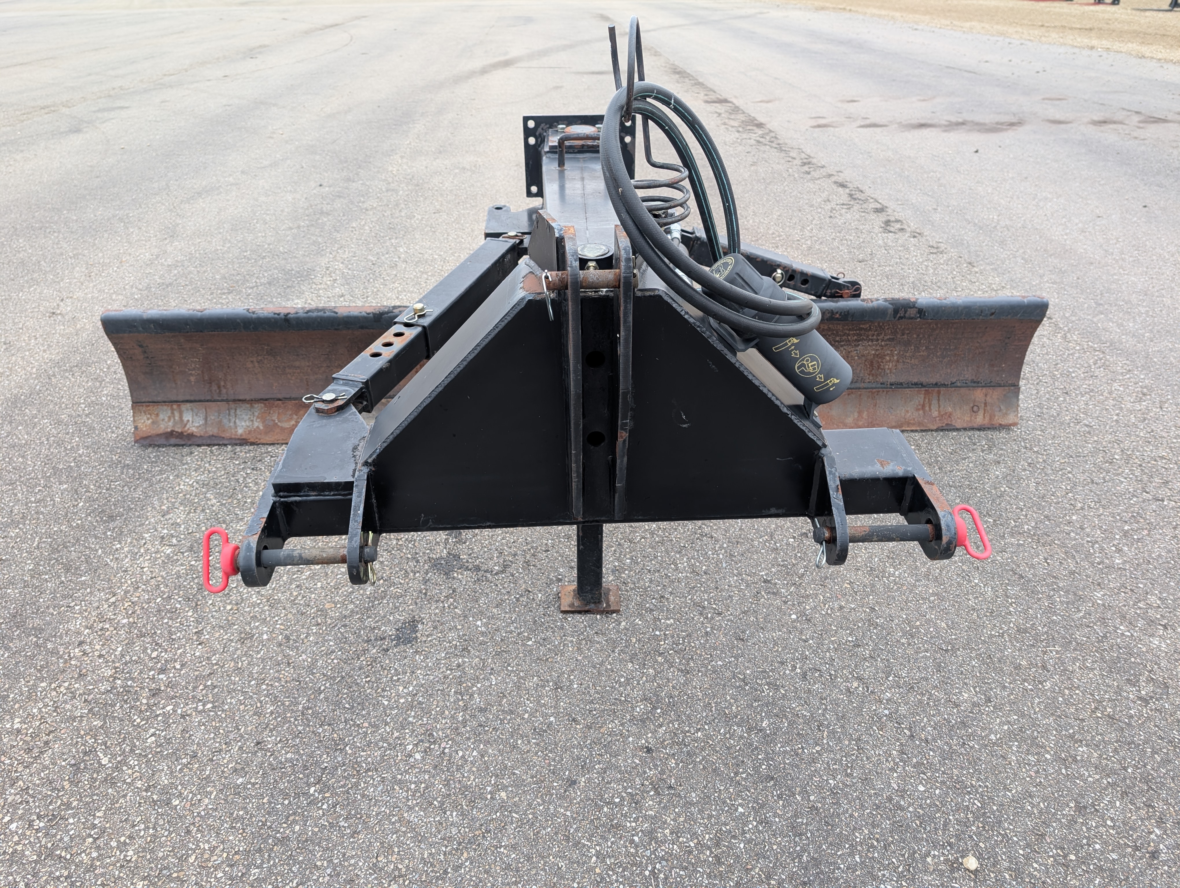 2008 Buhler Farm King 150 Blade Rear