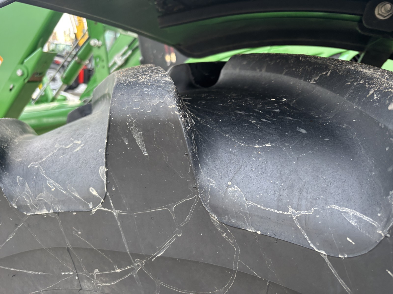 2018 John Deere 6195R Tractor