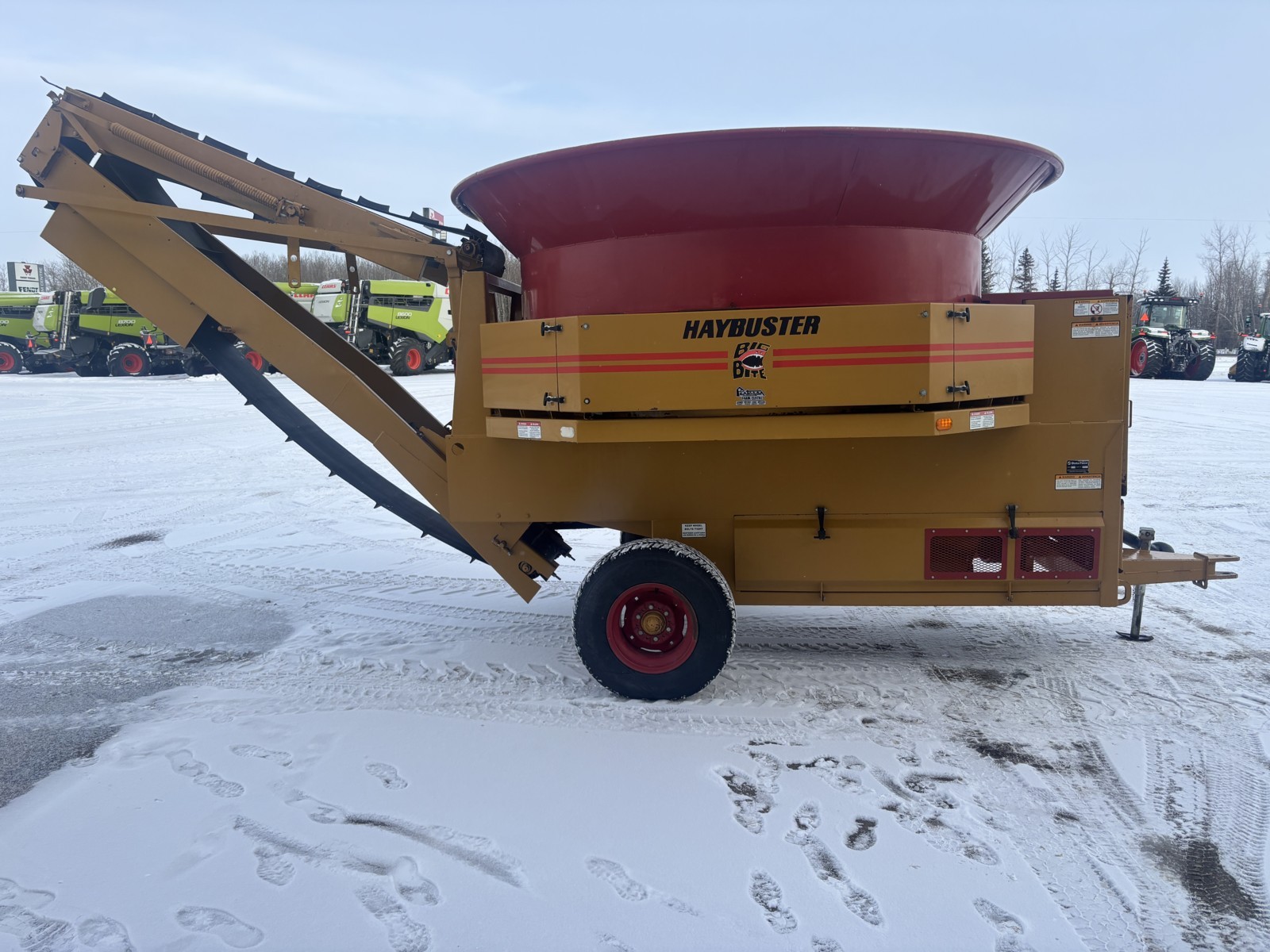 2004 Haybuster H1000 Tub Grinder