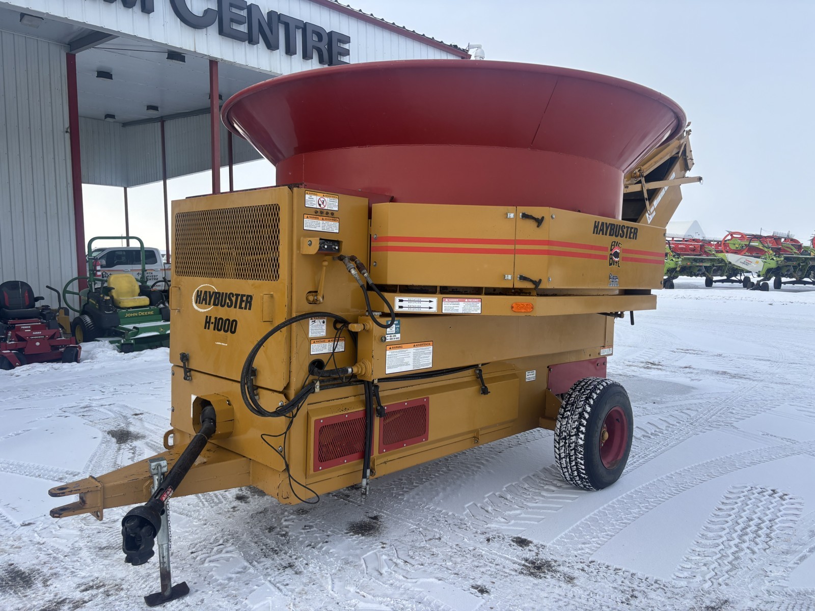 2004 Haybuster H1000 Tub Grinder
