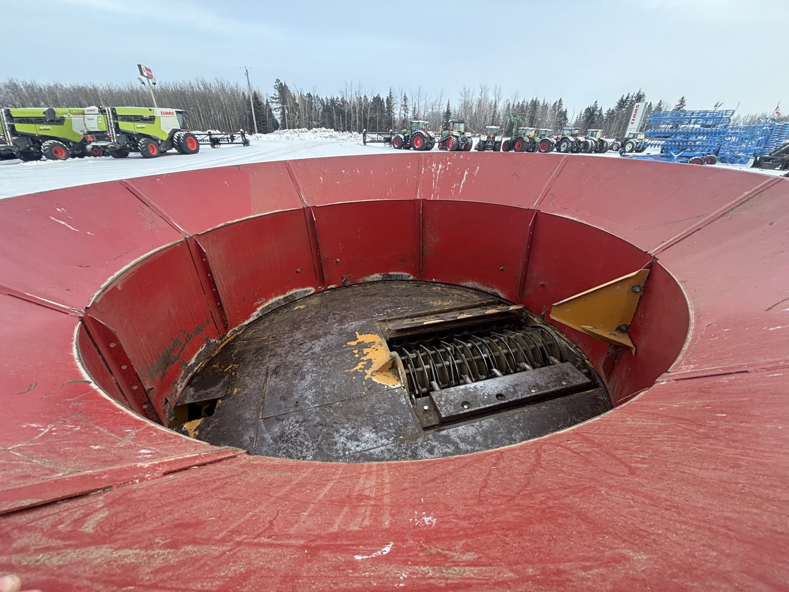 2004 Haybuster H1000 Tub Grinder