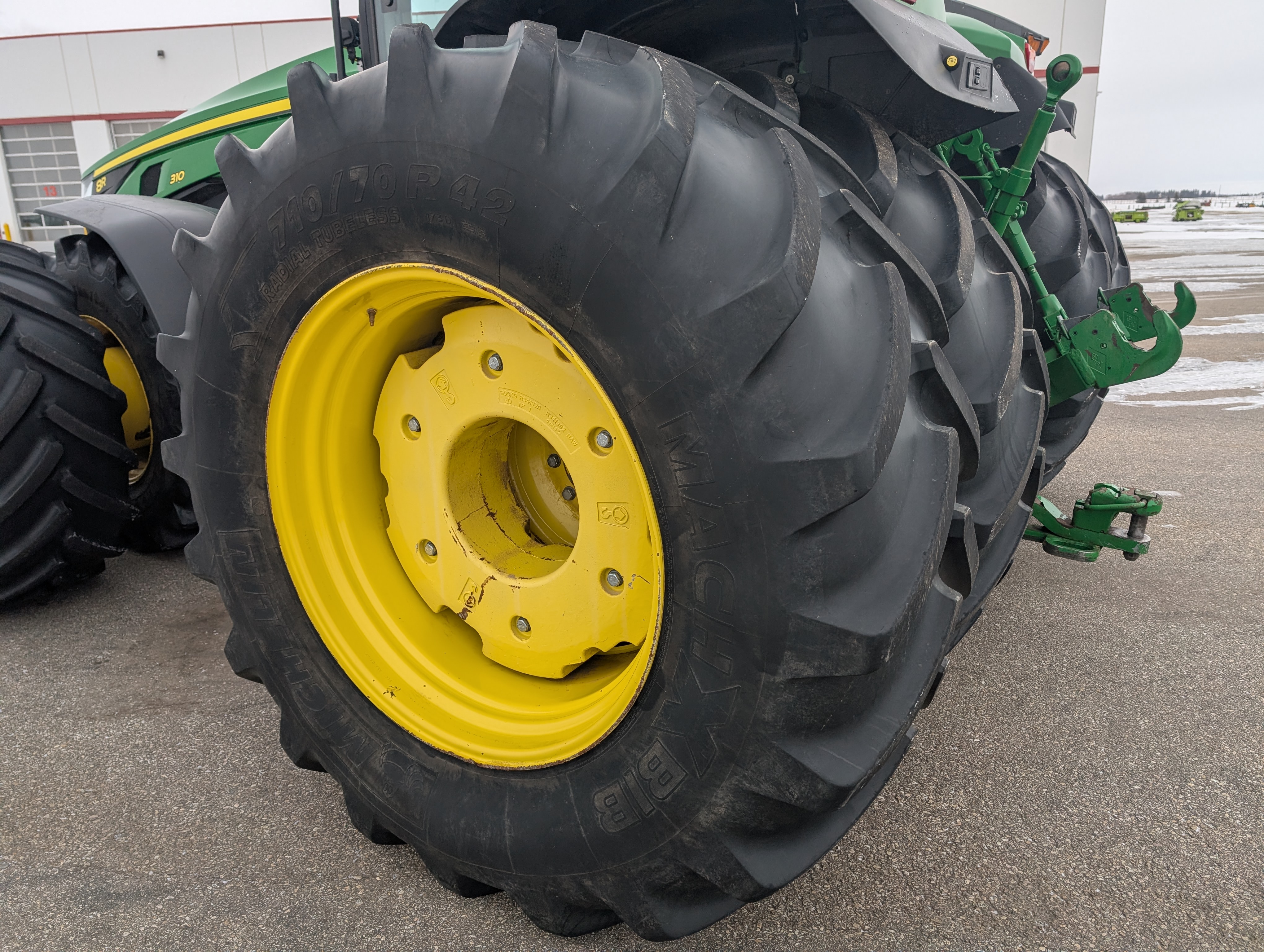 2022 John Deere 8R 310 Tractor