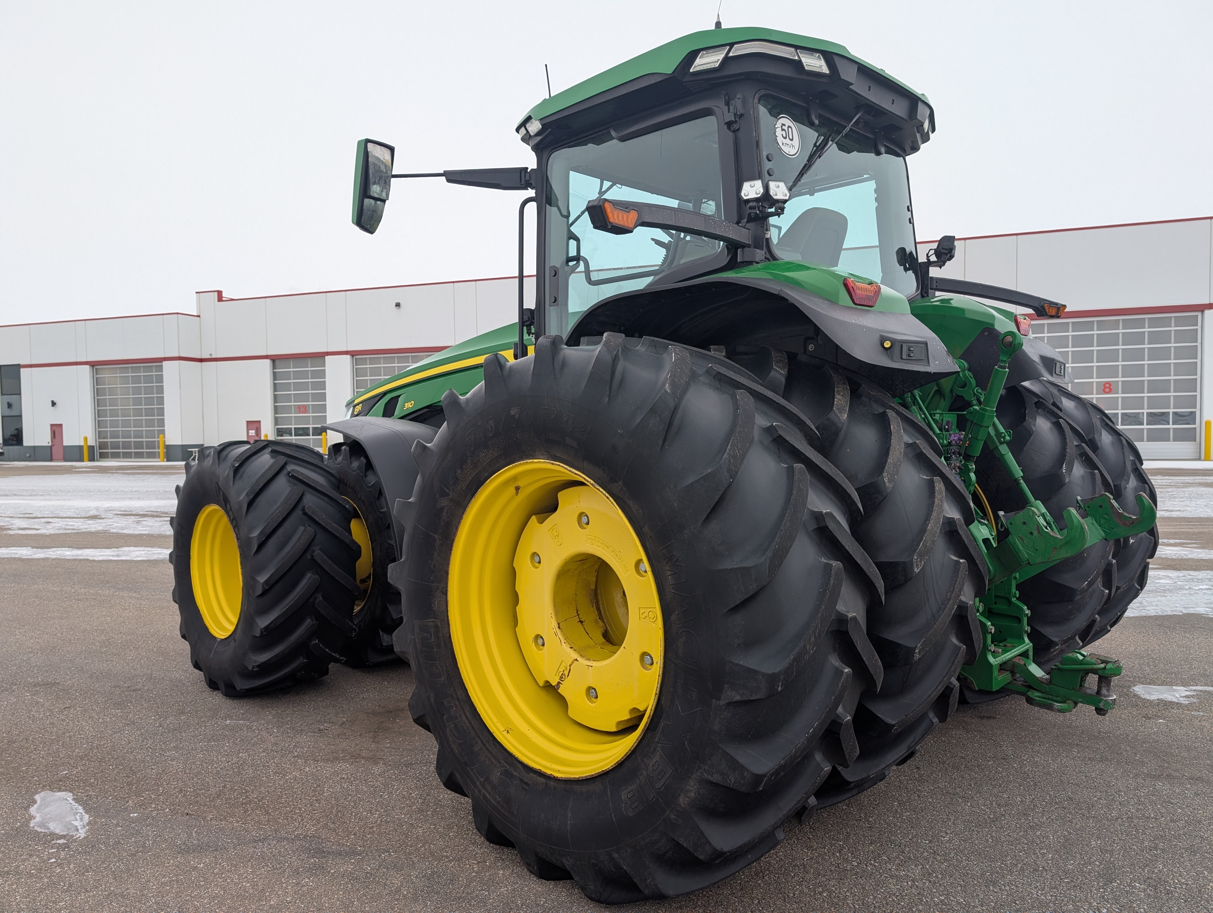 2022 John Deere 8R 310 Tractor
