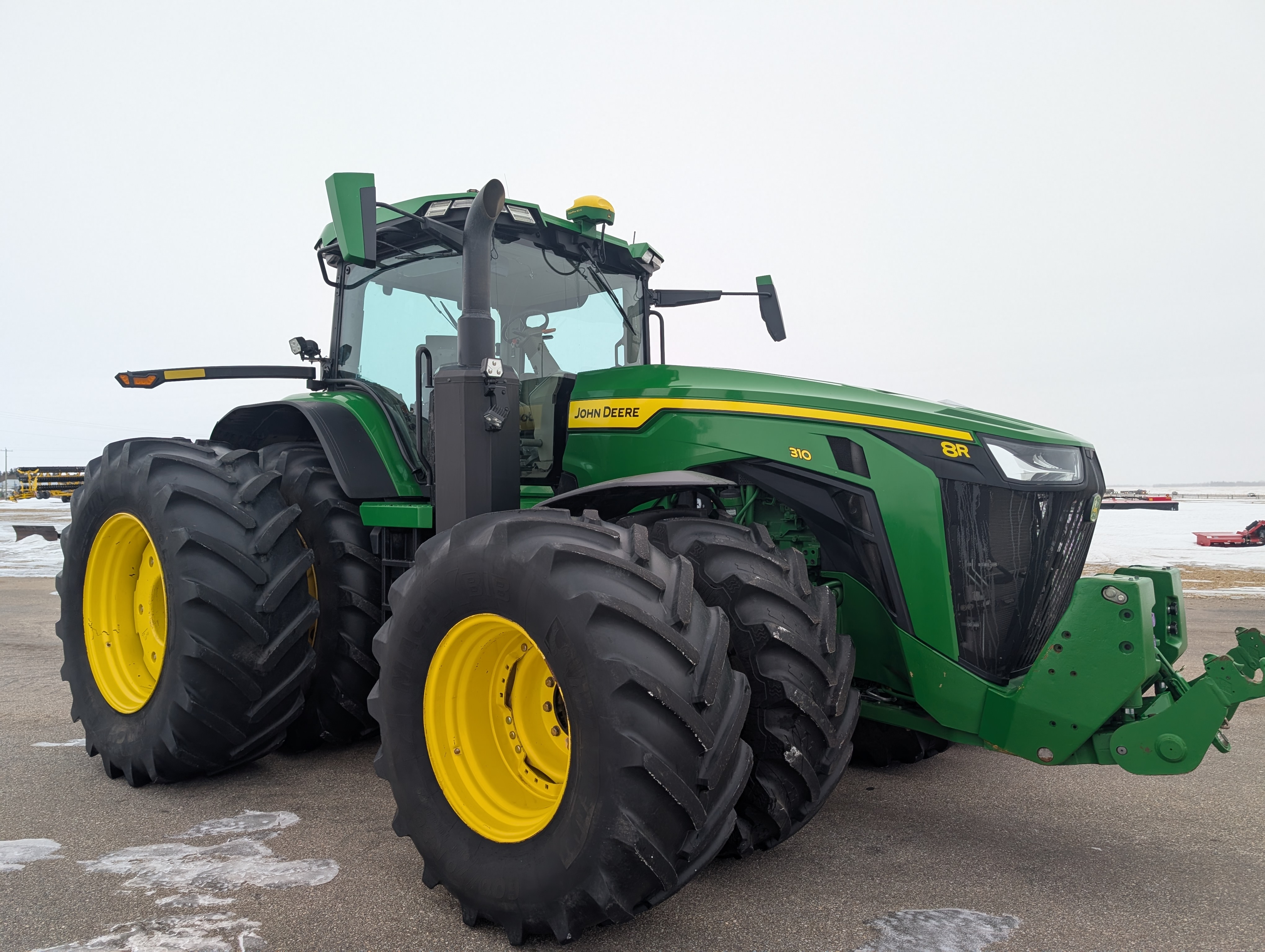 2022 John Deere 8R 310 Tractor