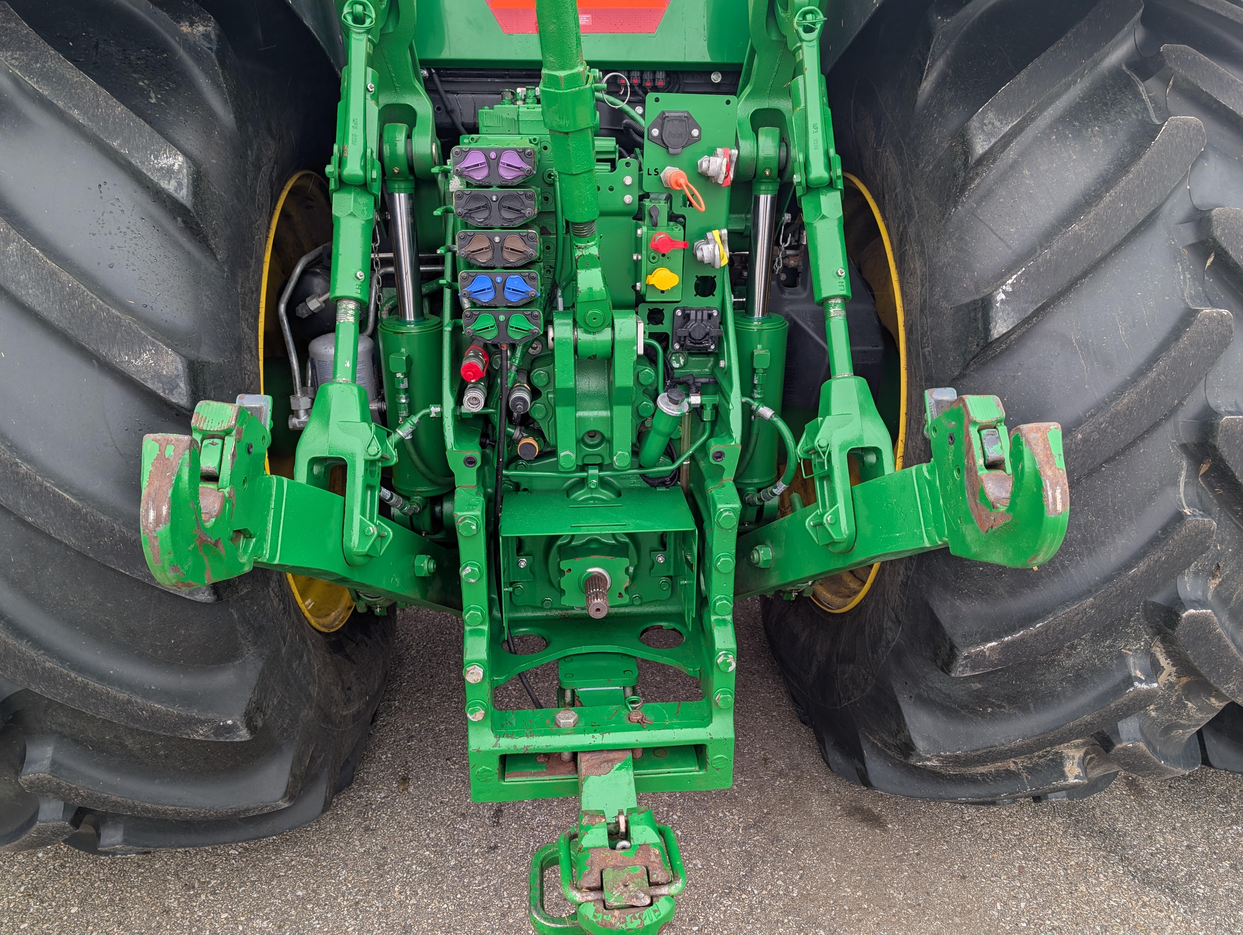 2022 John Deere 8R 310 Tractor