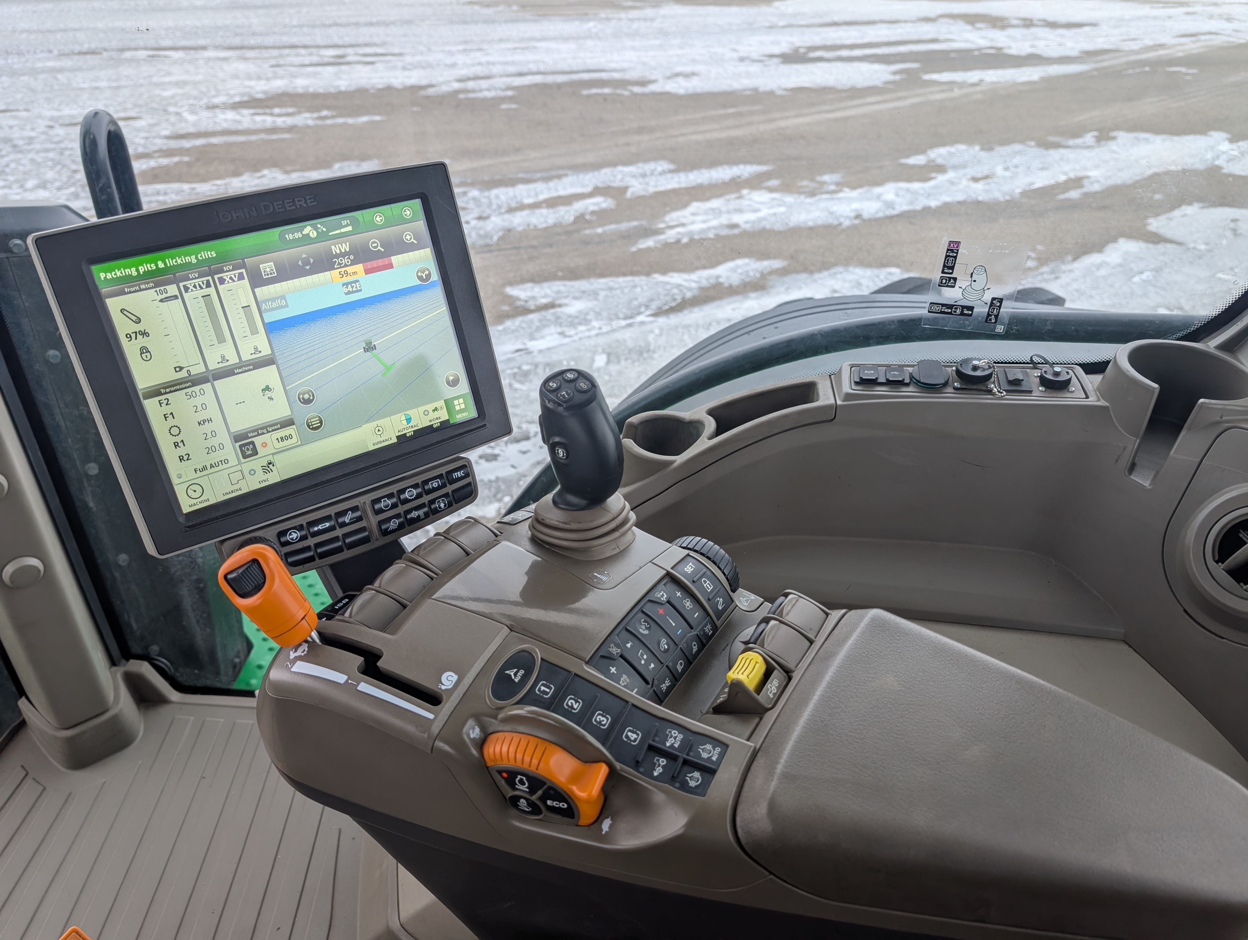 2022 John Deere 8R 310 Tractor