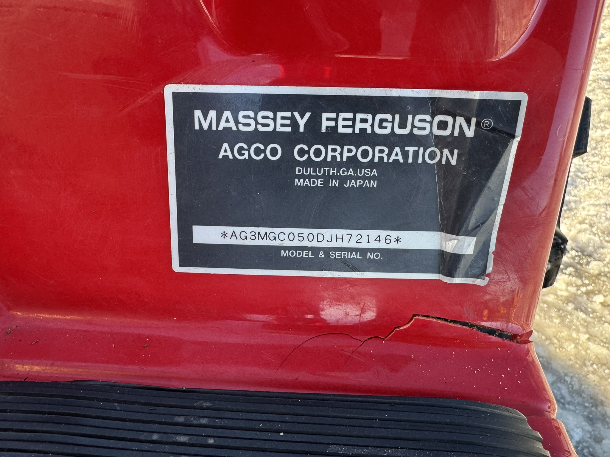 2013 Massey Ferguson GC1705 Tractor